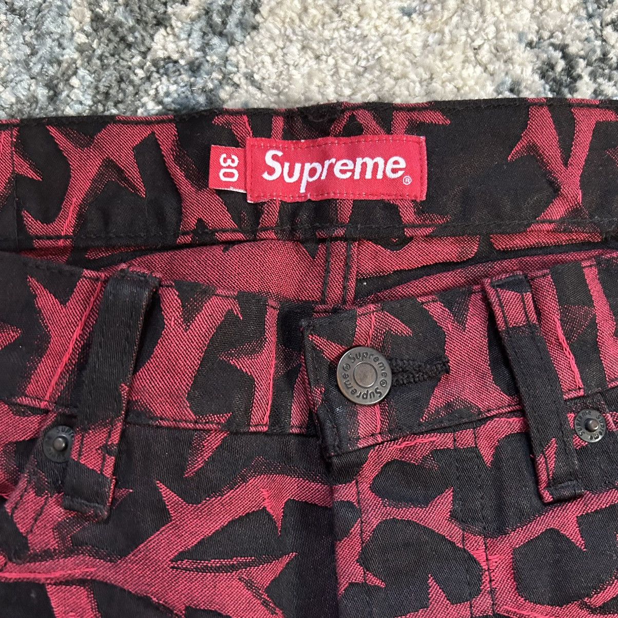 Supreme 2018 WOVEN JACQUARD THORN JEAN DENiM PANTS BLACK RED Size US 32 / EU 48 - 10 Thumbnail