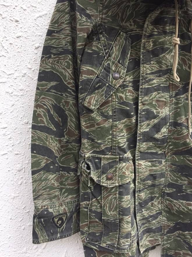 Hysteric Glamour 1990s Hysteric Glamour Military Tiger Camo Jacket Size US S / EU 44-46 / 1 - 3 Thumbnail