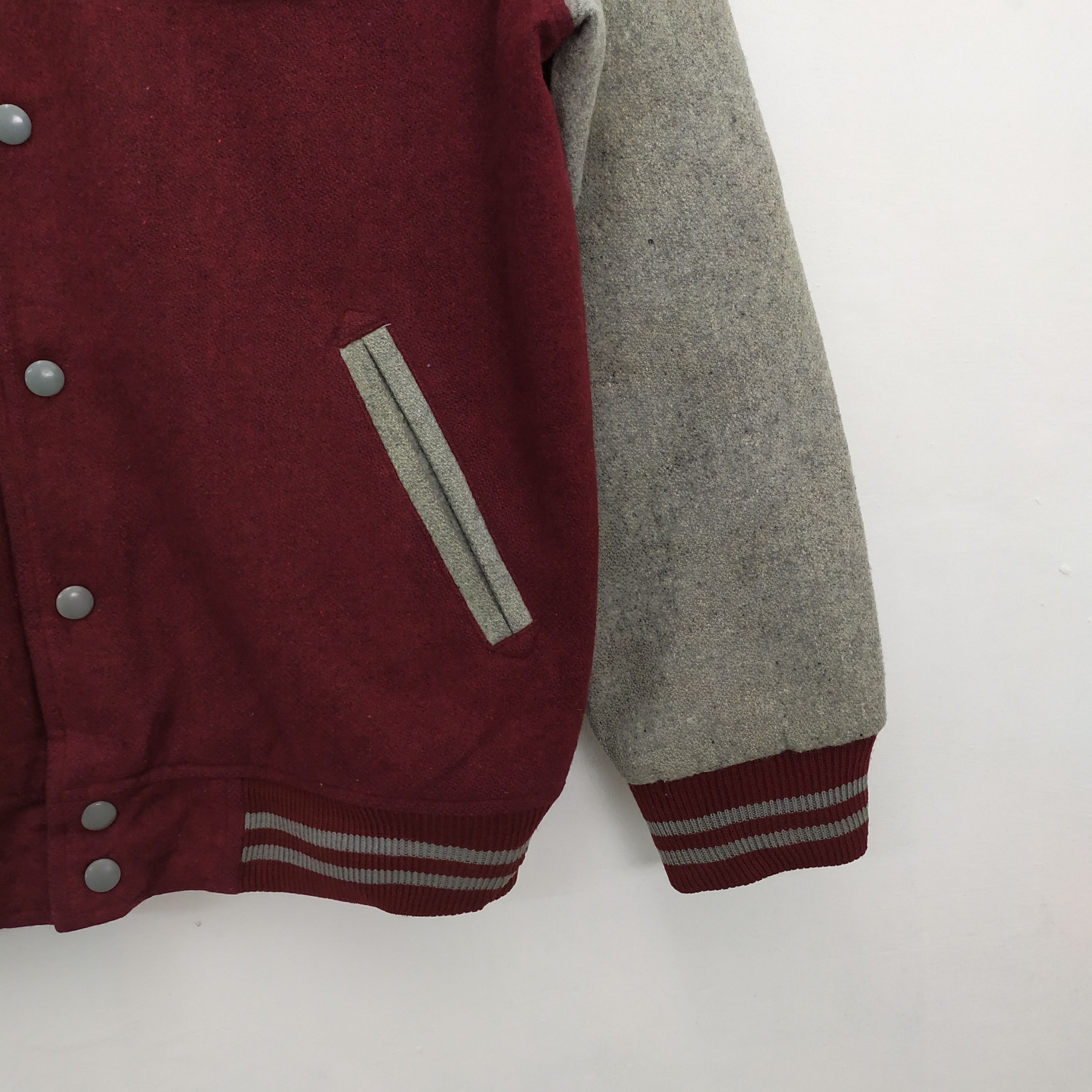 Crocs CROCODILE SPORTS WOOL VARSITY JACKET Size US M / EU 48-50 / 2 - 3 Thumbnail