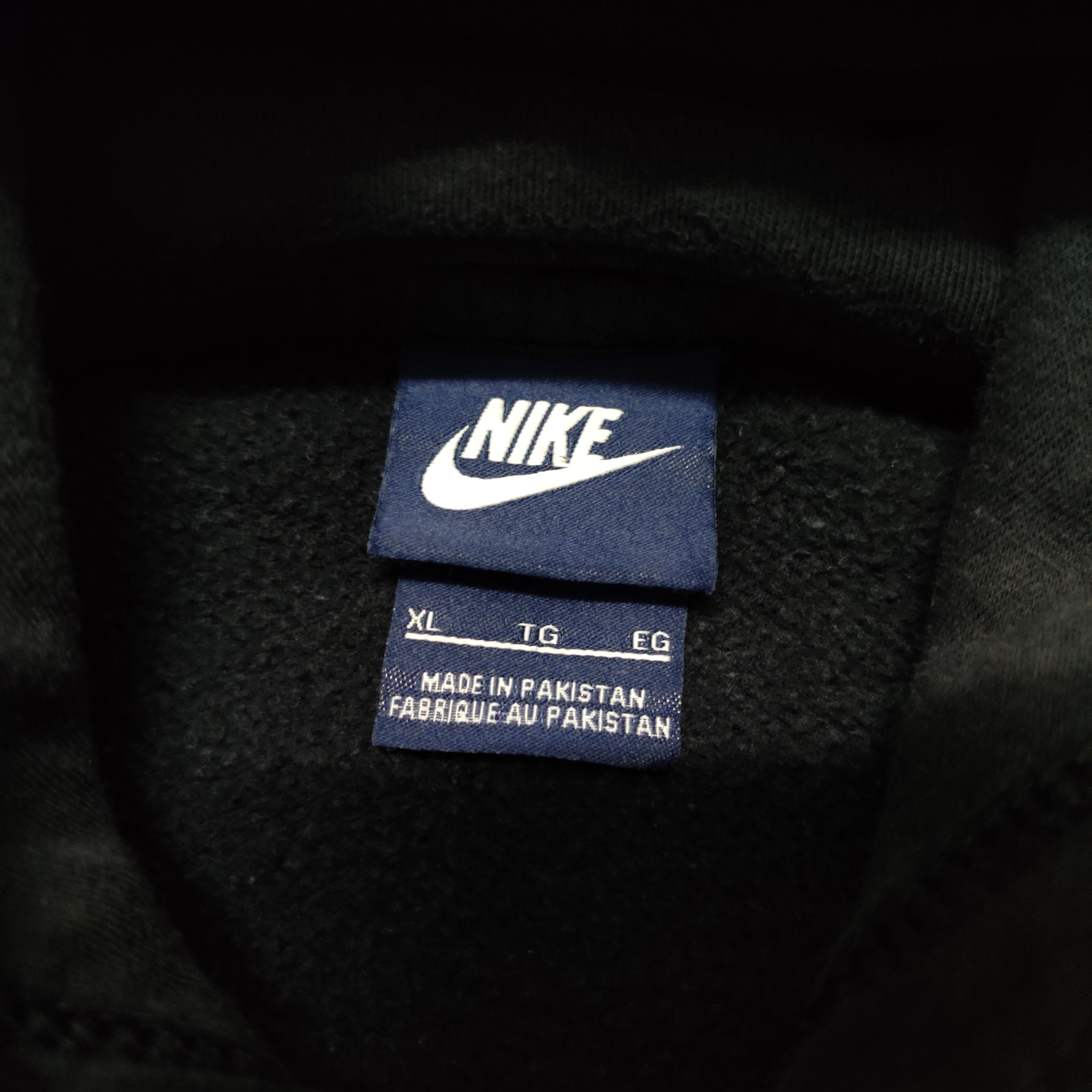 Nike Vintage Nike Hoodie Jumper Mini Swoosh Black Size US XL / EU 56 / 4 - 5 Thumbnail