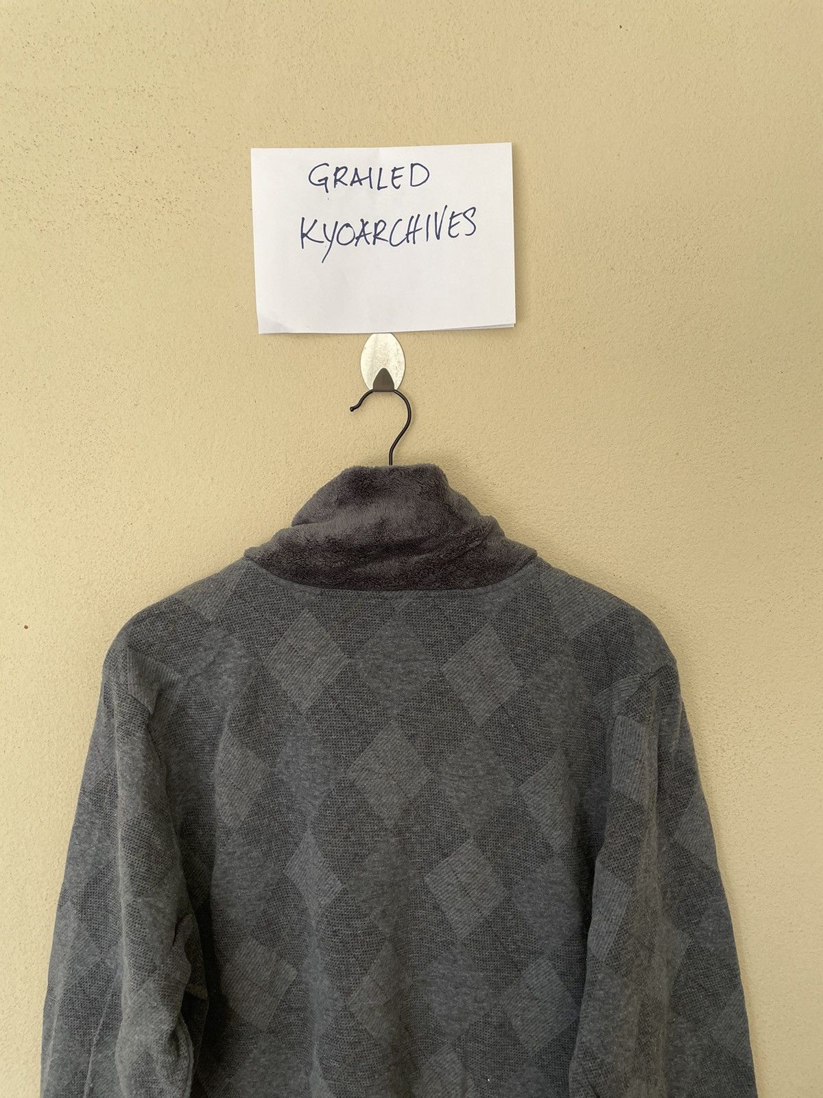 Designer VINTAGE RUDOLPH VALENTINO SWEATSHIRT Size US L / EU 52-54 / 3 - 6 Thumbnail