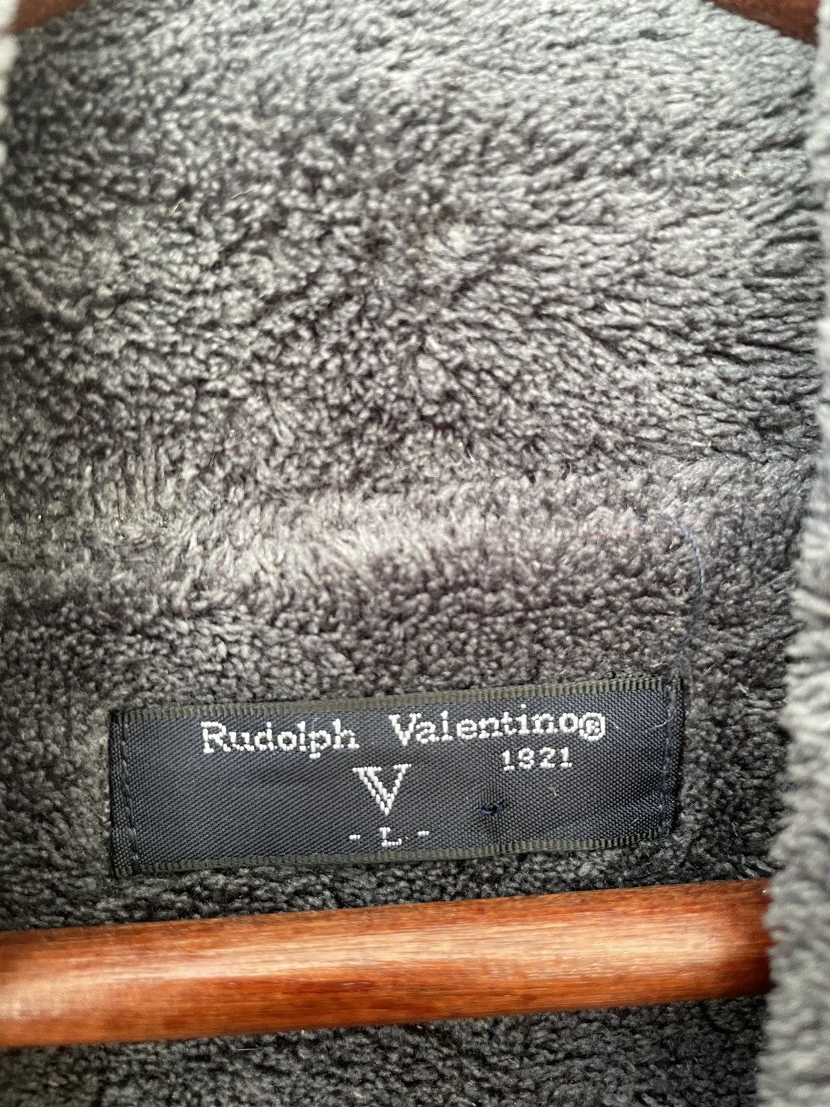 Designer VINTAGE RUDOLPH VALENTINO SWEATSHIRT Size US L / EU 52-54 / 3 - 8 Thumbnail