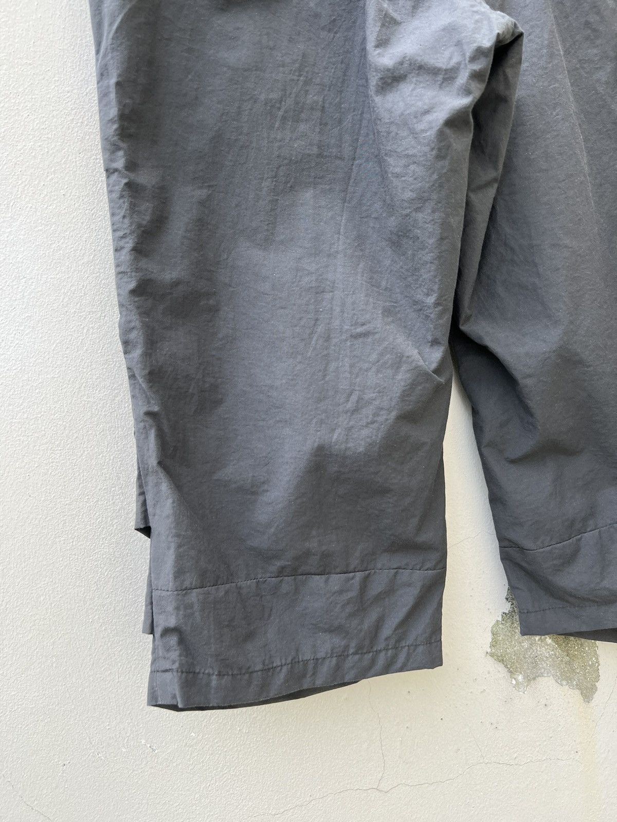 Vintage Vintage 2000s Nu/ke Pre Julius 7 Cropped 3/4 Pant Size US 29 - 15 Thumbnail