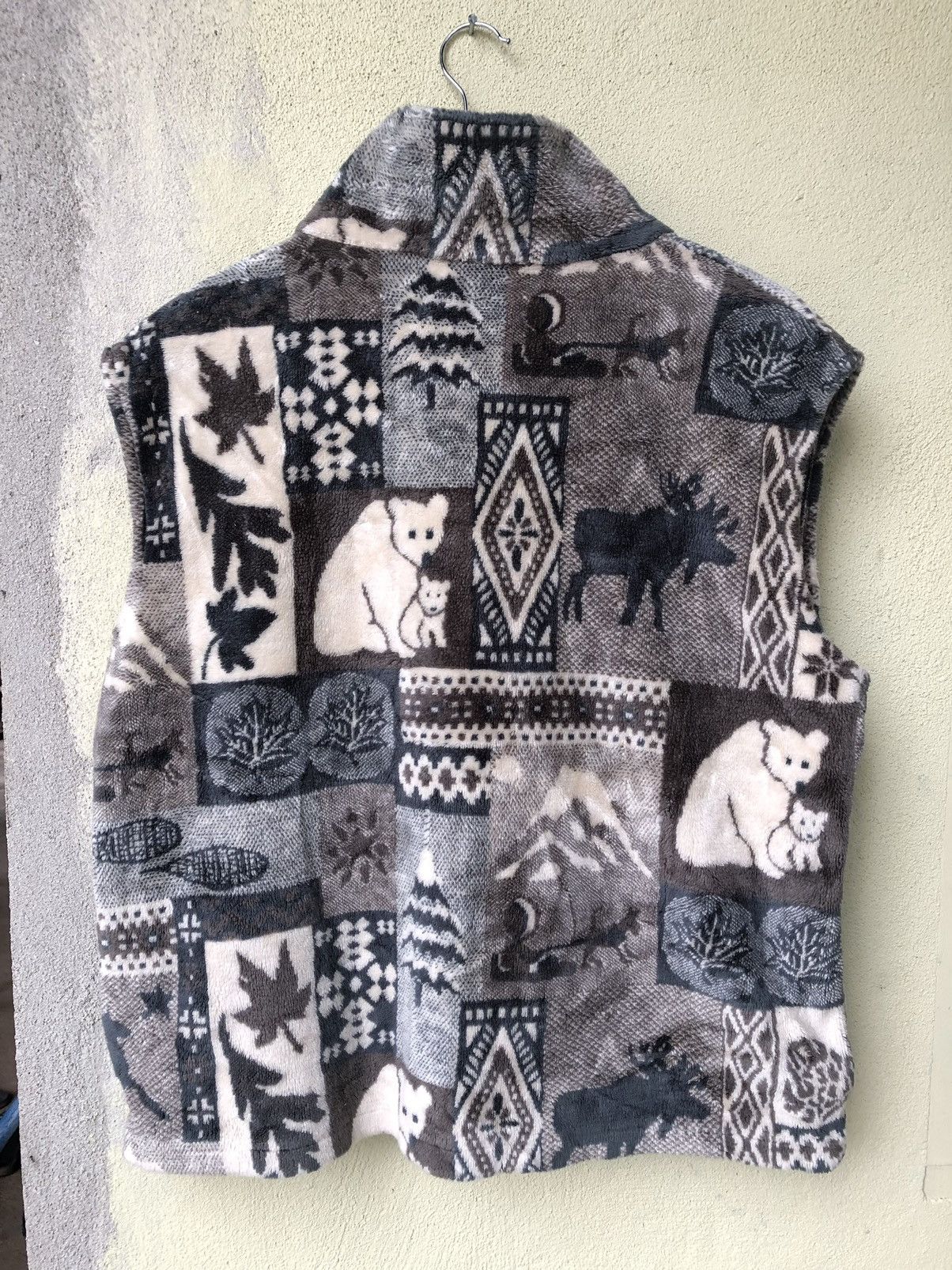 Habitat Vintage fleece printed overprint vest made in canada Size US L / EU 52-54 / 3 - 2 Thumbnail