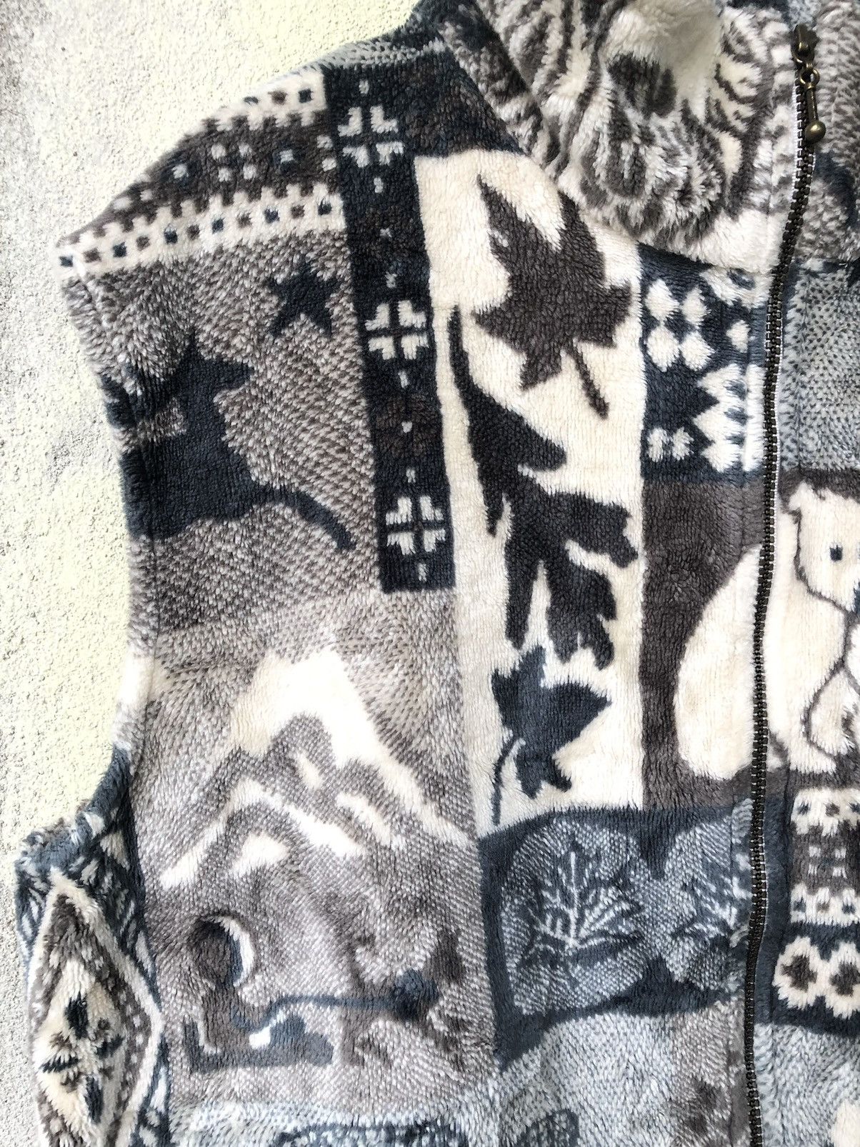 Habitat Vintage fleece printed overprint vest made in canada Size US L / EU 52-54 / 3 - 4 Thumbnail
