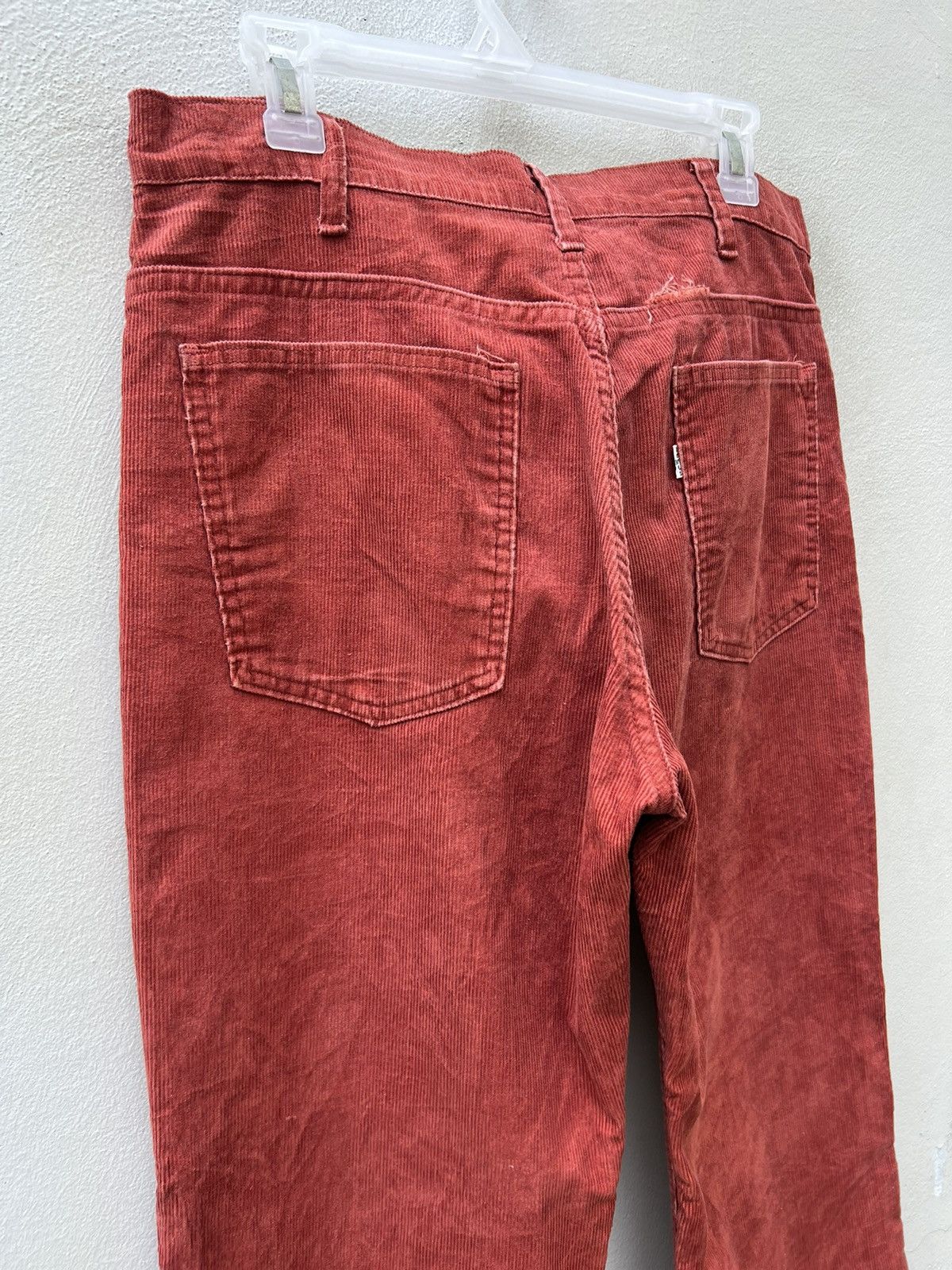 Levi's Vintage Levi’s 646 #3 Faded Red Corduroy Flare Pant Size US 32 / EU 48 - 16 Thumbnail