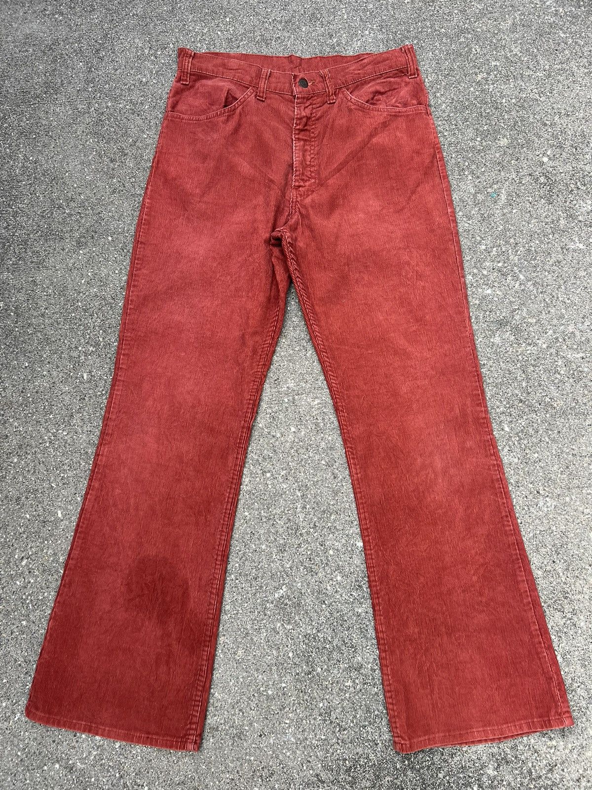 Levi's Vintage Levi’s 646 #3 Faded Red Corduroy Flare Pant Size US 32 / EU 48 - 1 Thumbnail