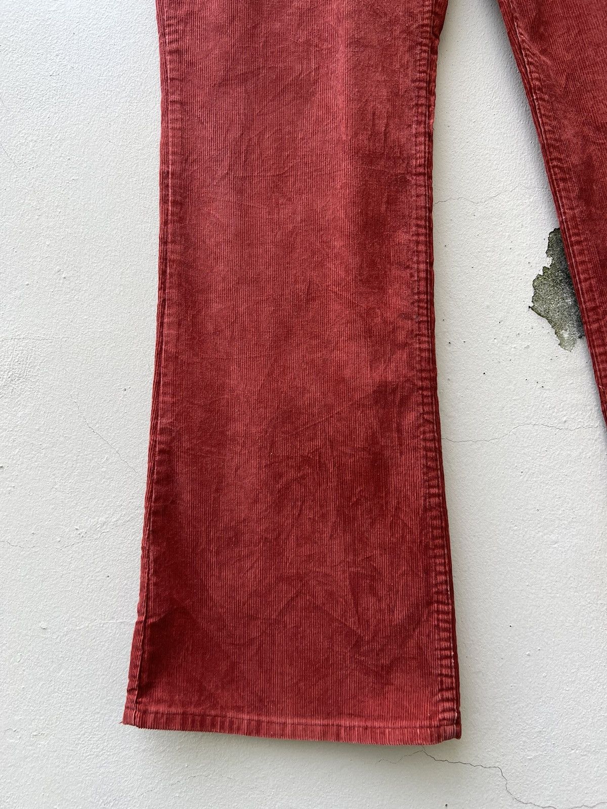 Levi's Vintage Levi’s 646 #3 Faded Red Corduroy Flare Pant Size US 32 / EU 48 - 9 Thumbnail