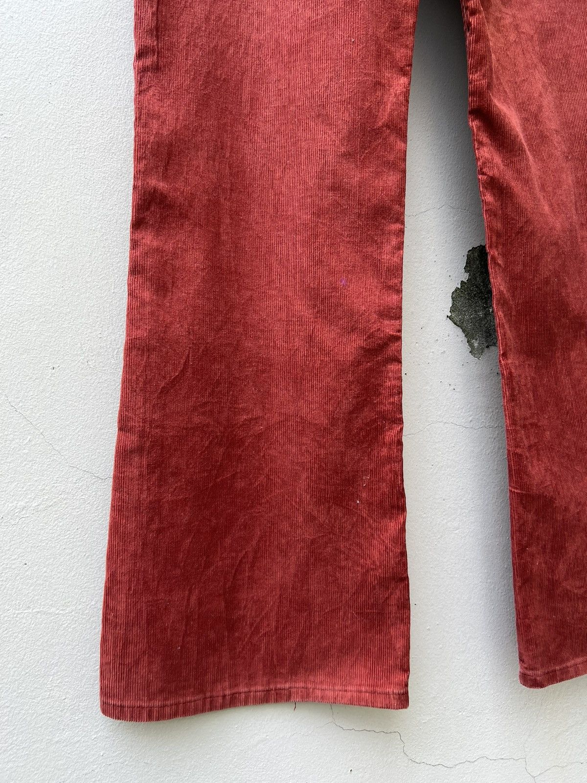 Levi's Vintage Levi’s 646 #3 Faded Red Corduroy Flare Pant Size US 32 / EU 48 - 17 Thumbnail