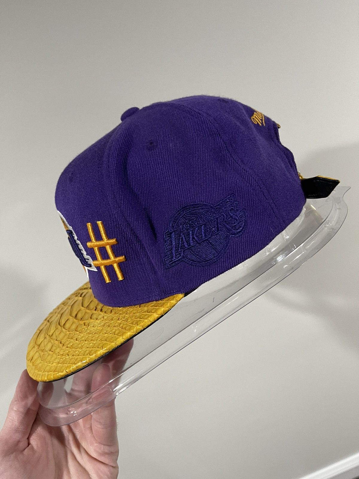 Been Trill Just Don x Been Trill x M&N NBA Los Angeles Lakers Hat Size ONE SIZE - 9 Thumbnail