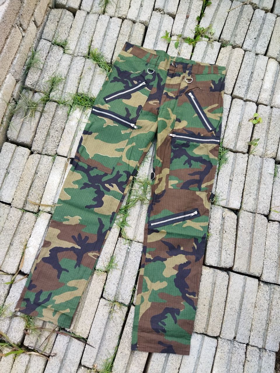 Vintage Vintage Nine Deep Zipper Camo Tactical Pants Size US 32 / EU 48 - 2 Thumbnail