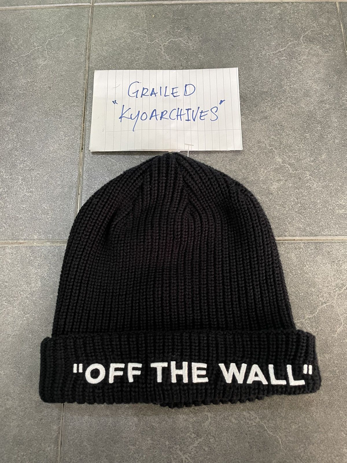 Vans VANS OFF THE WALL BEANIE Size ONE SIZE - 1 Thumbnail