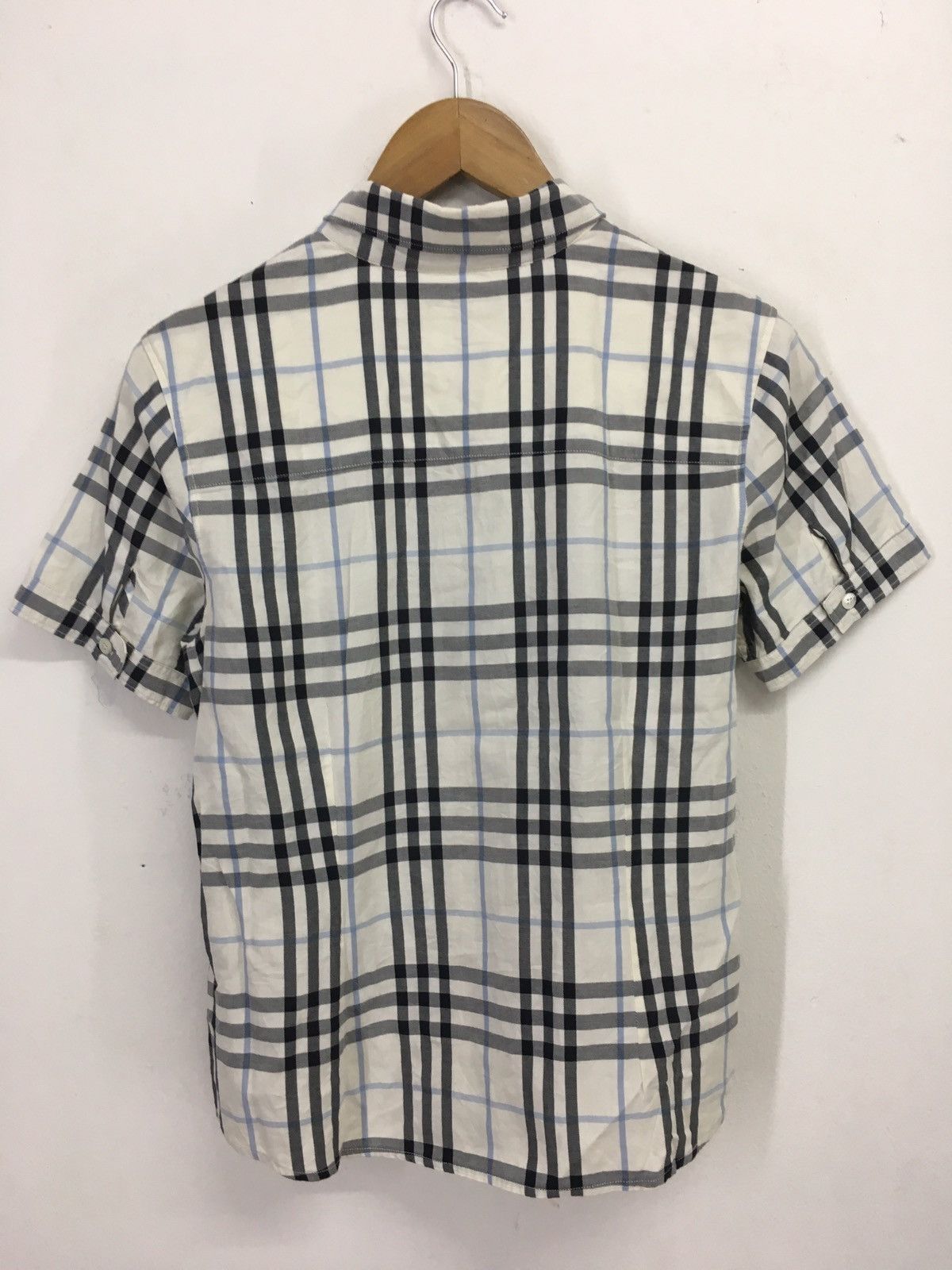 Burberry nova check short sleeve Size US L / EU 52-54 / 3 - 3 Thumbnail