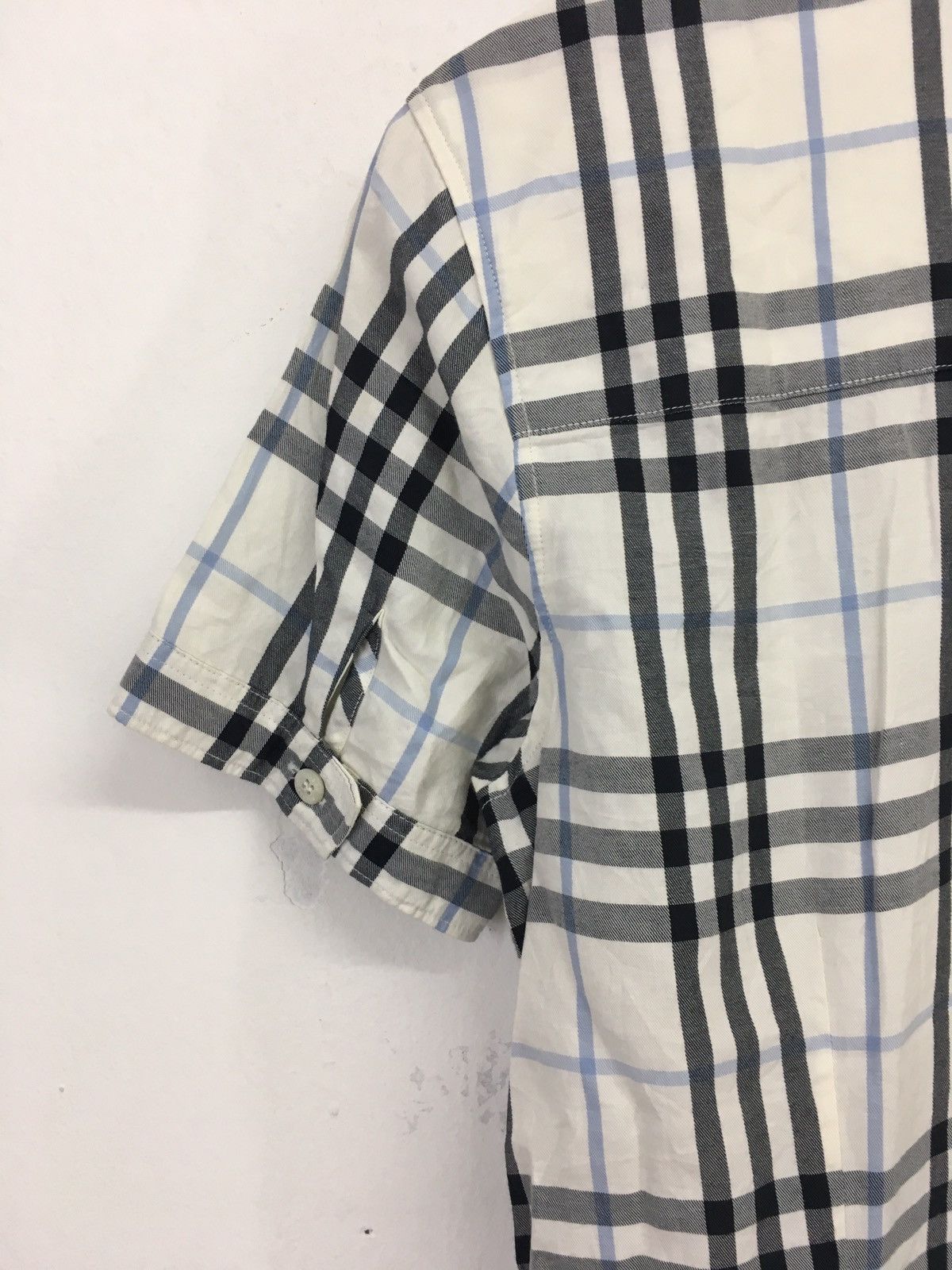 Burberry nova check short sleeve Size US L / EU 52-54 / 3 - 4 Thumbnail
