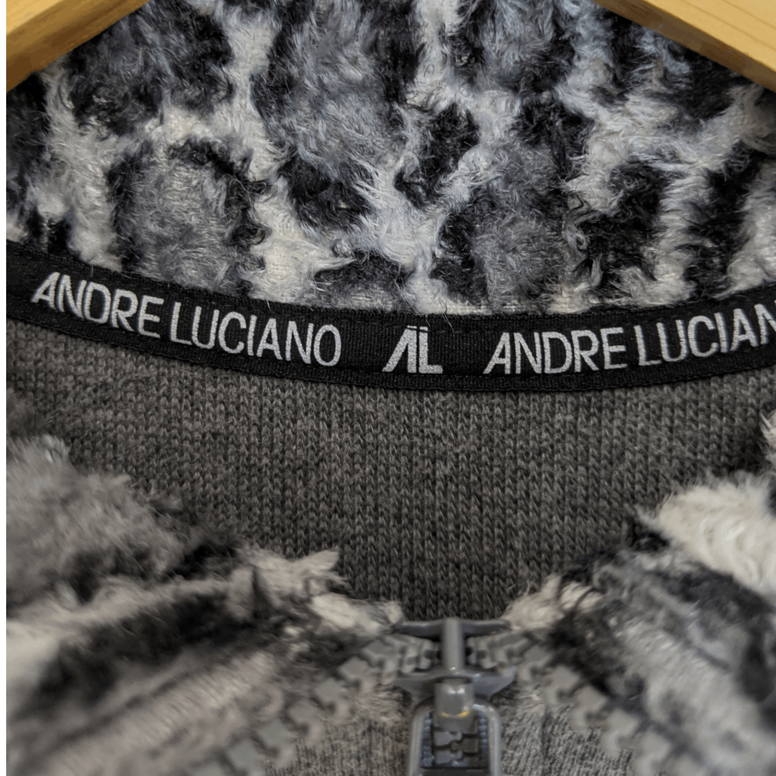 Andreluciano ANDRE LUCIANO Cute Dog Image Jumper Sweatshirt Size L / US 10 / IT 46 - 9 Thumbnail