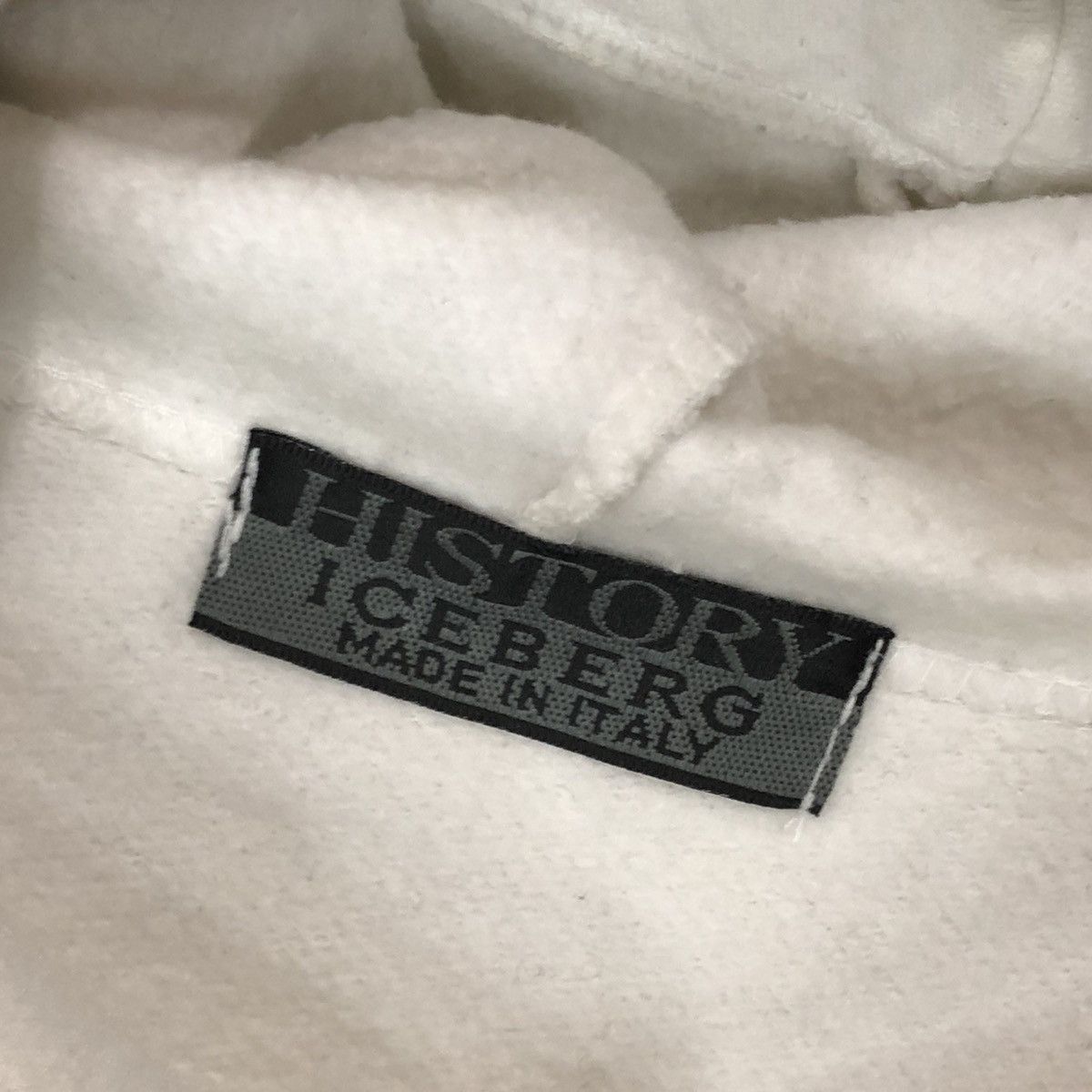 Iceberg VINTAGE ICE BERG HOODIE HYSTORY Size US L / EU 52-54 / 3 - 4 Thumbnail