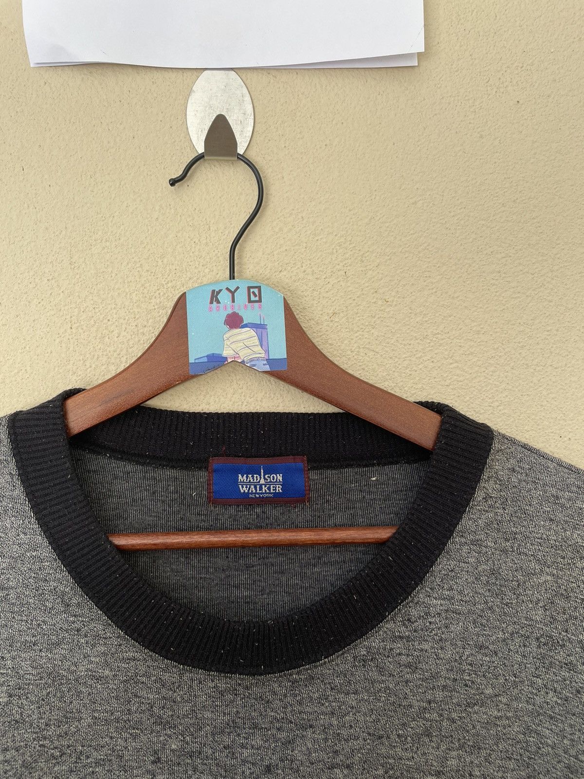 Japanese Brand × Vintage MADISON WALKER EMBROIDERED SWEATSHIRT Size US L / EU 52-54 / 3 - 4 Thumbnail