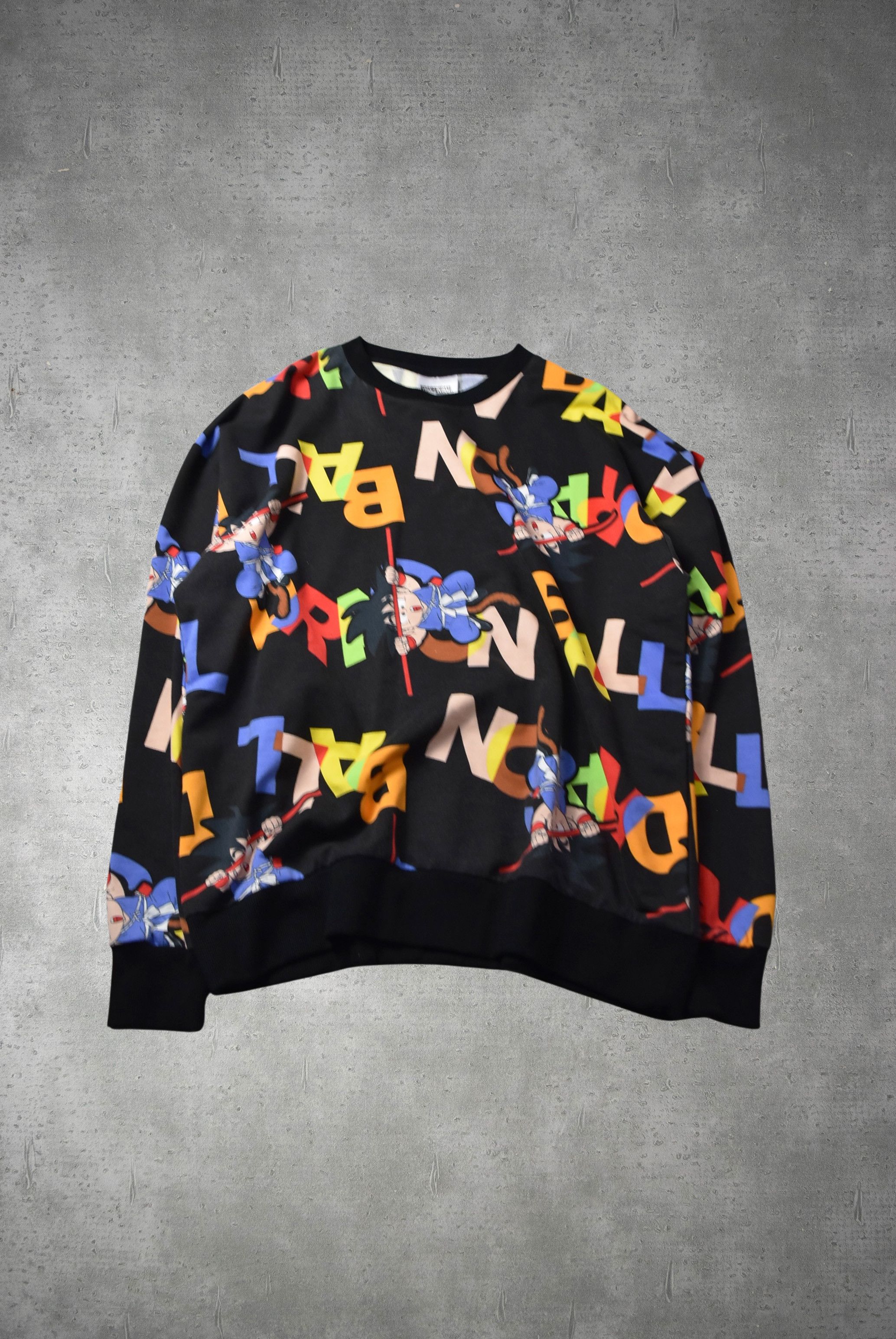 Anime × Vintage Dragon Ball graphic sweat shirt 29306 - 872 51 Size US L / EU 52-54 / 3 - 1 Thumbnail