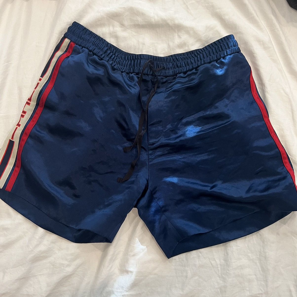 Gucci Gucci Silk Shorts Size US 34 / EU 50 - 1 Thumbnail