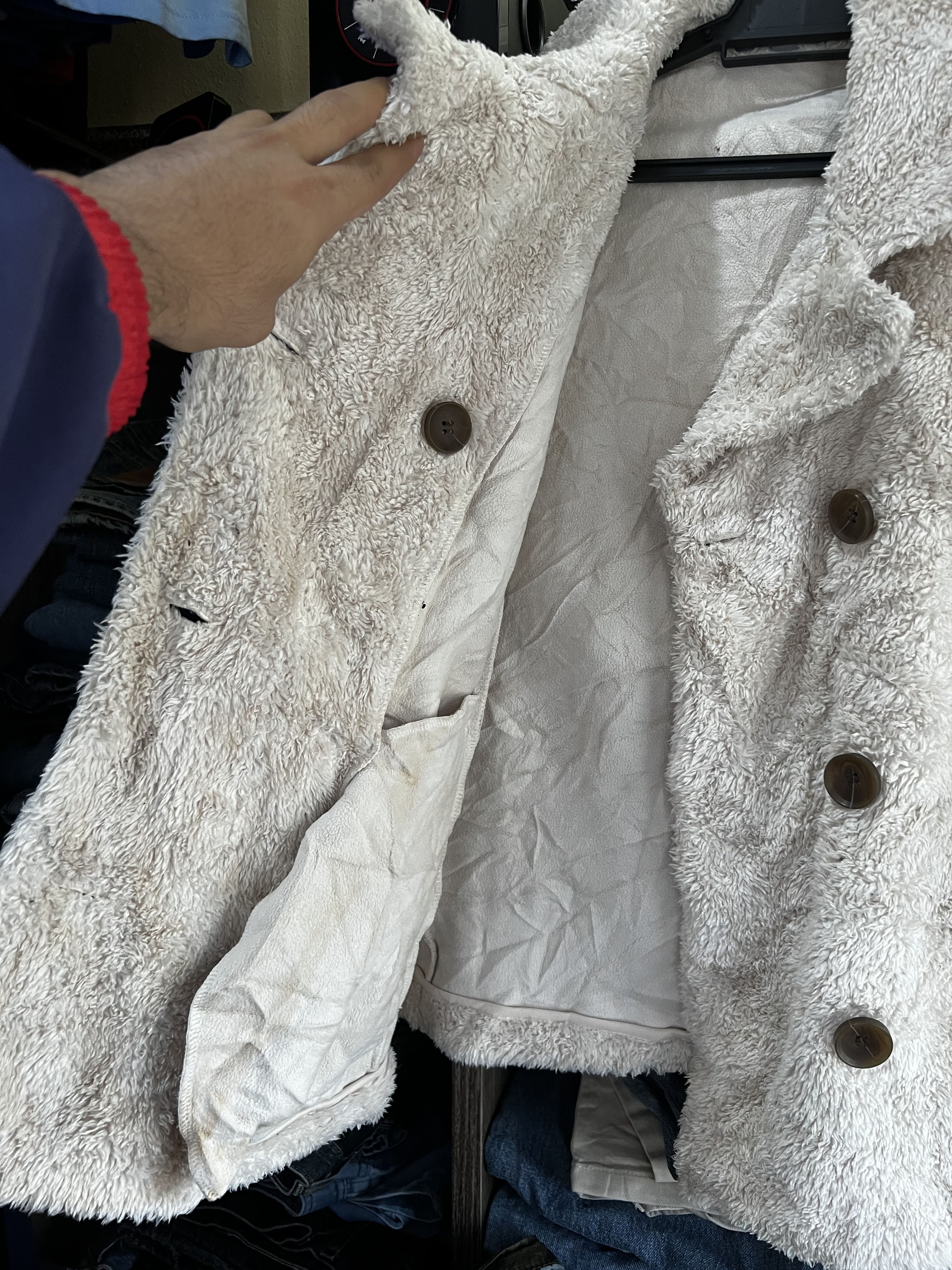Uniqlo 🔥Uniqlo Deep Pile Faux Fur Button Jackets Size S / US 4 / IT 40 - 6 Thumbnail