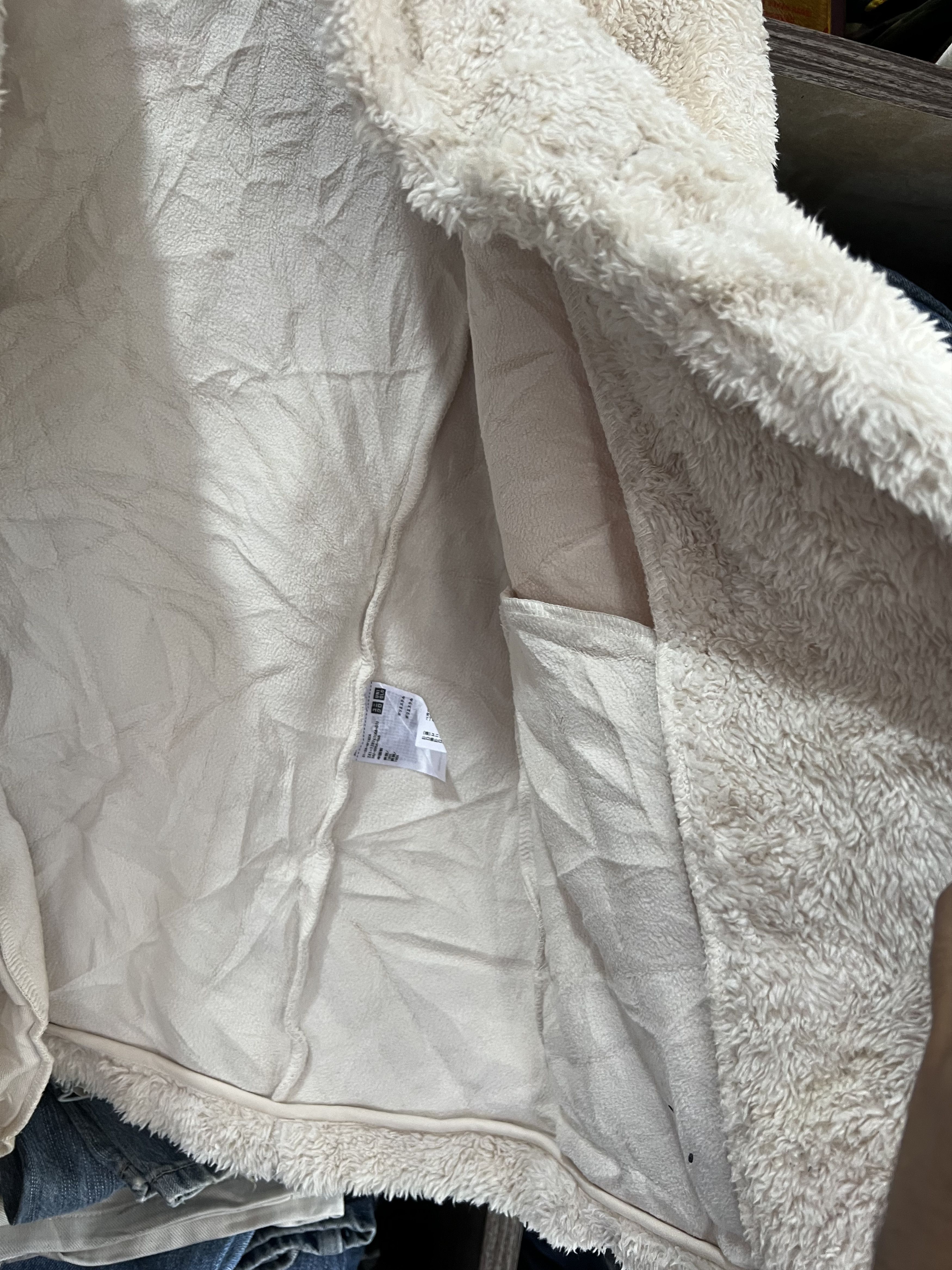 Uniqlo 🔥Uniqlo Deep Pile Faux Fur Button Jackets Size S / US 4 / IT 40 - 8 Thumbnail