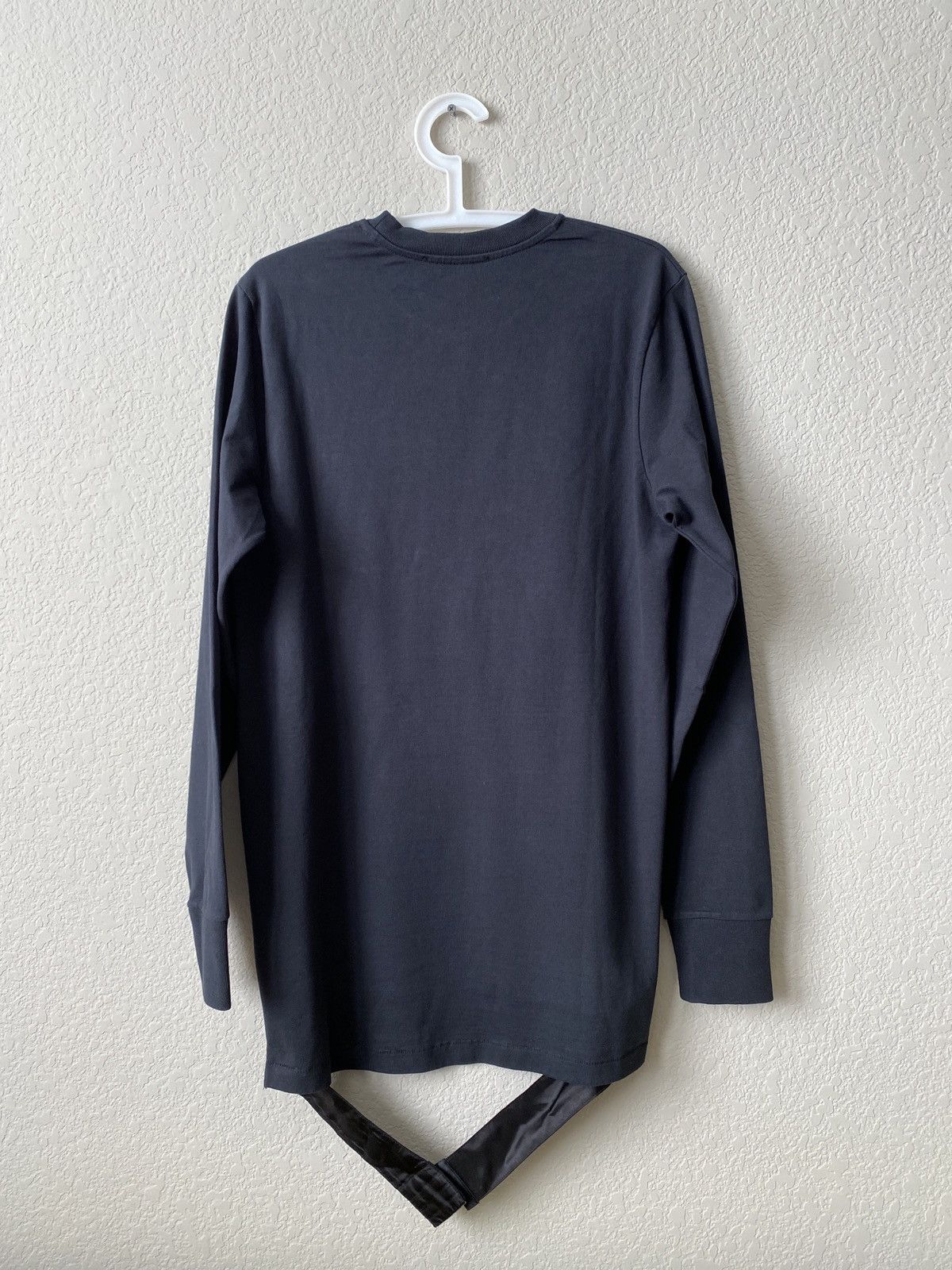 Helmut Lang Helmut Lang Strap Longsleeve T-Shirt / Small Size S / US 4 / IT 40 - 7 Thumbnail