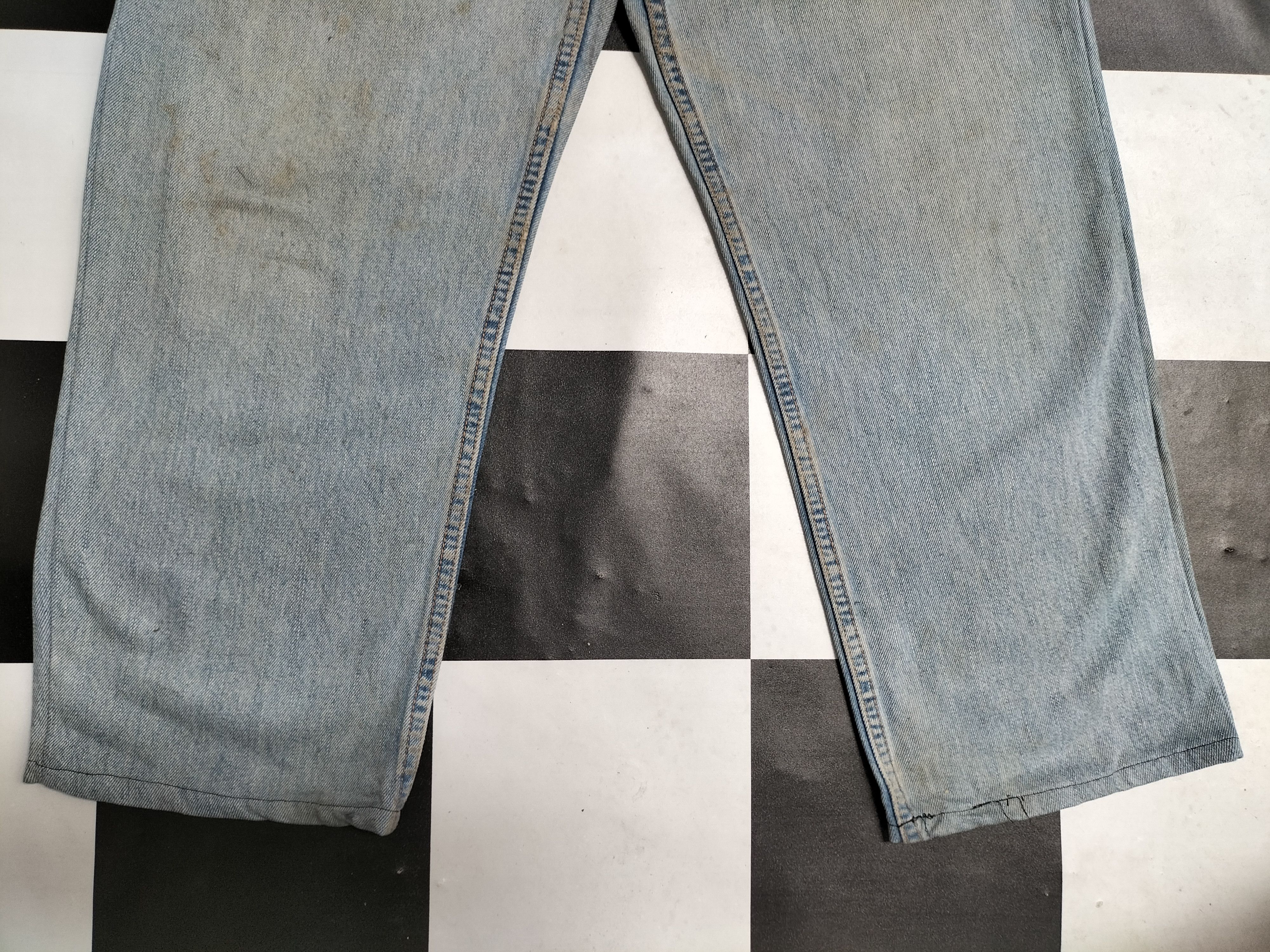 Levi's × Vintage Vintage Levis 550 Faded Denim Jean L465 Size US 35 - 4 Thumbnail