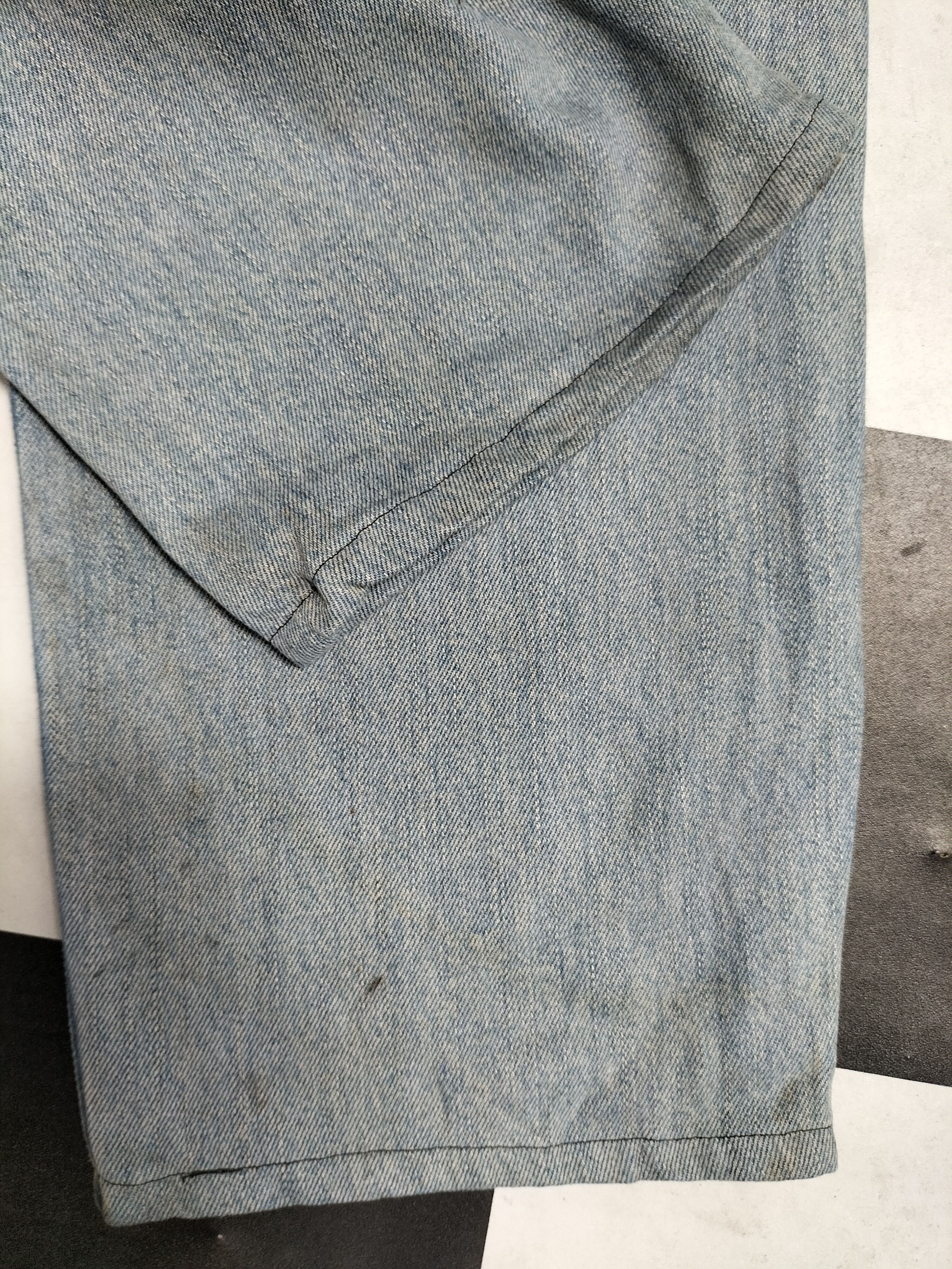 Levi's × Vintage Vintage Levis 550 Faded Denim Jean L465 Size US 35 - 10 Thumbnail