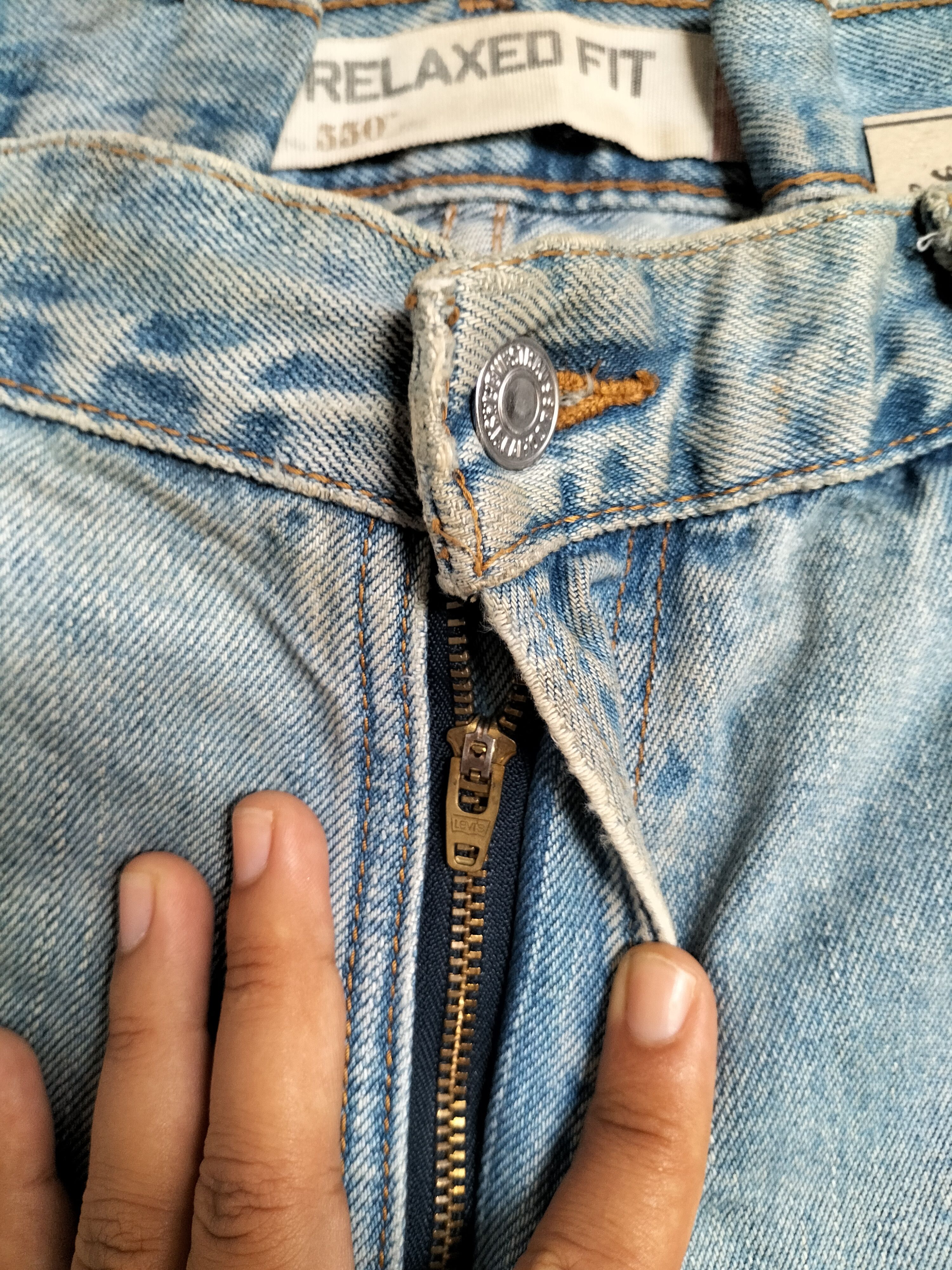 Levi's × Vintage Vintage Levis 550 Faded Denim Jean L465 Size US 35 - 5 Thumbnail
