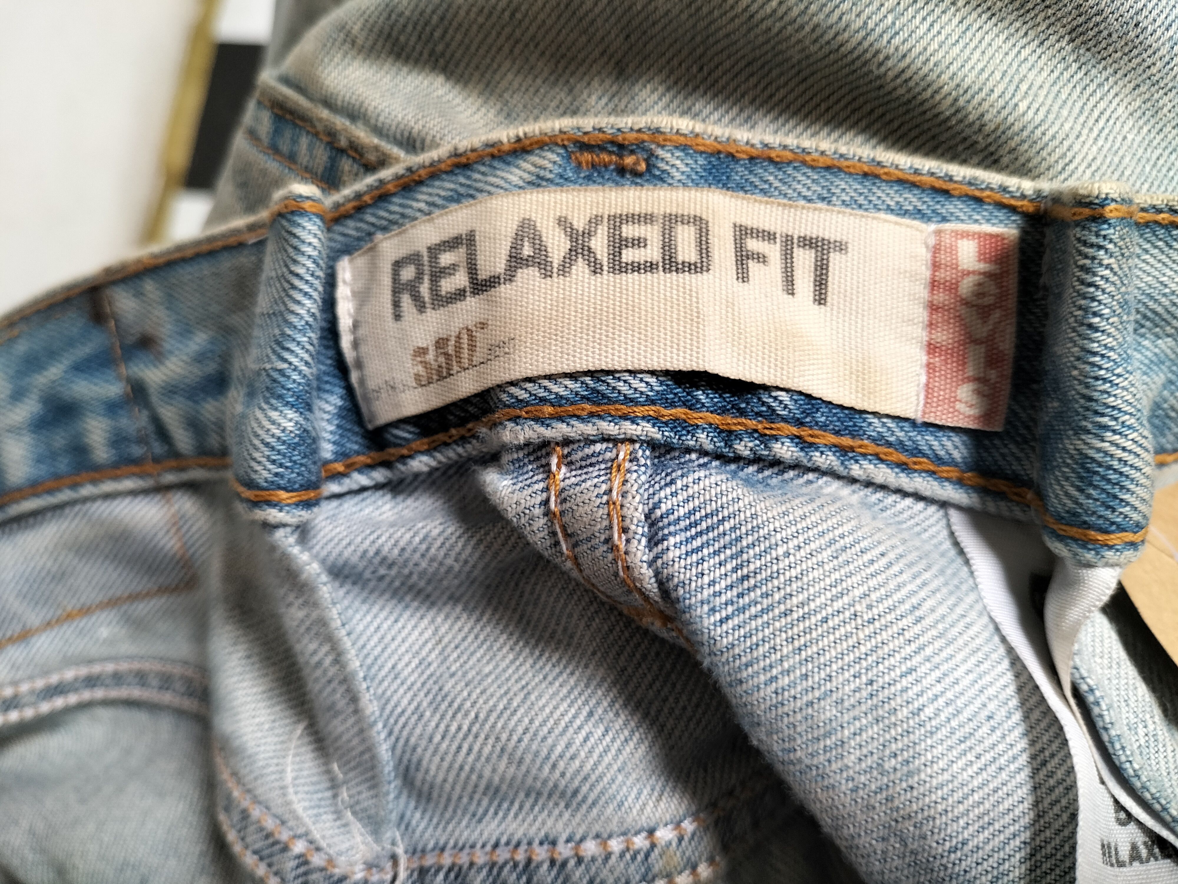 Levi's × Vintage Vintage Levis 550 Faded Denim Jean L465 Size US 35 - 13 Thumbnail