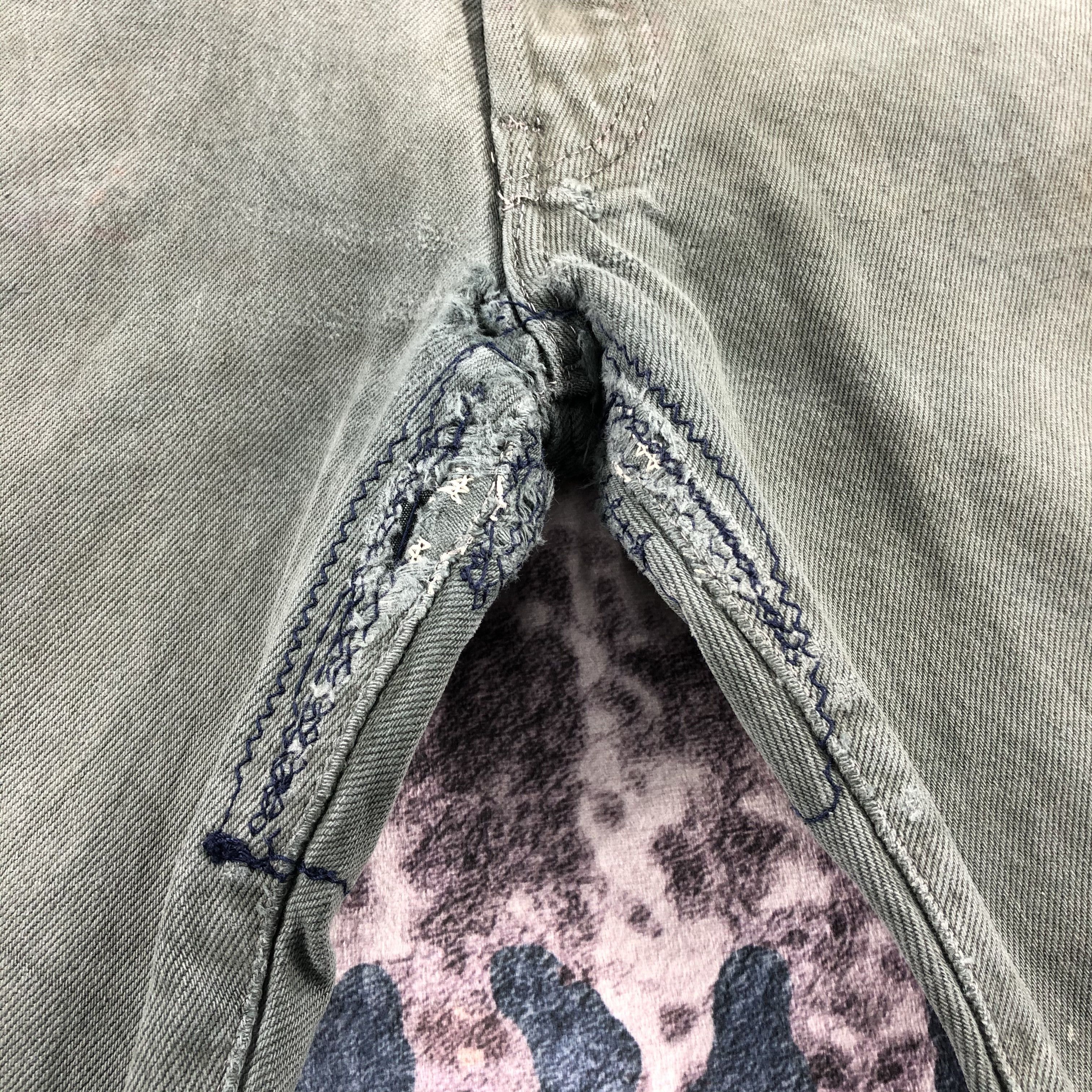 Levi's × Vintage 90s Vintage Ripped Levis 501 Jeans-JM2191 Size US 30 / EU 46 - 10 Thumbnail