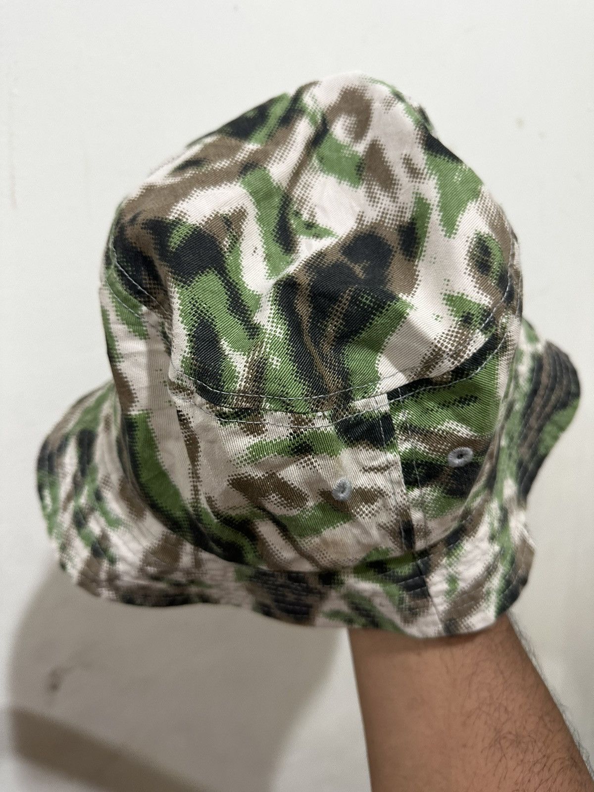 Stussy VTG Stussy Camo Bucket Hat Size ONE SIZE - 4 Thumbnail