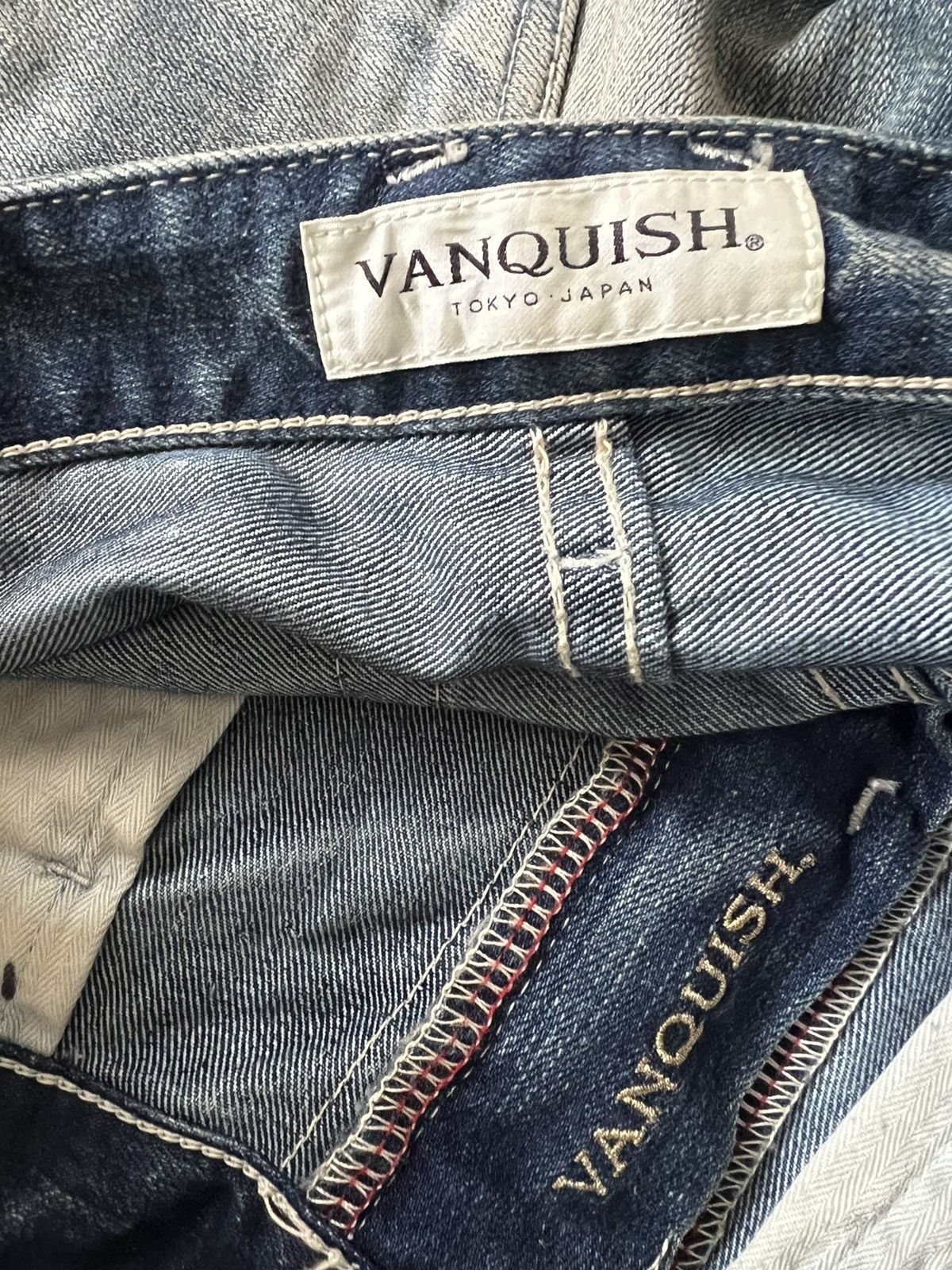 Vanquish Vanquish Japan Rusty Faded Distressed Denim Jeans 31x32.5 Size US 31 - 7 Thumbnail