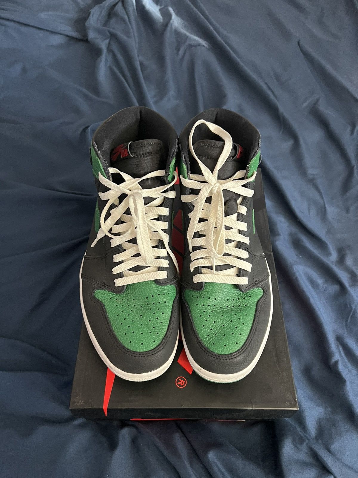 Jordan Brand Jordan 1 High OG “Pine Green” 2.0 Size US 11 / EU 44 - 2 Thumbnail