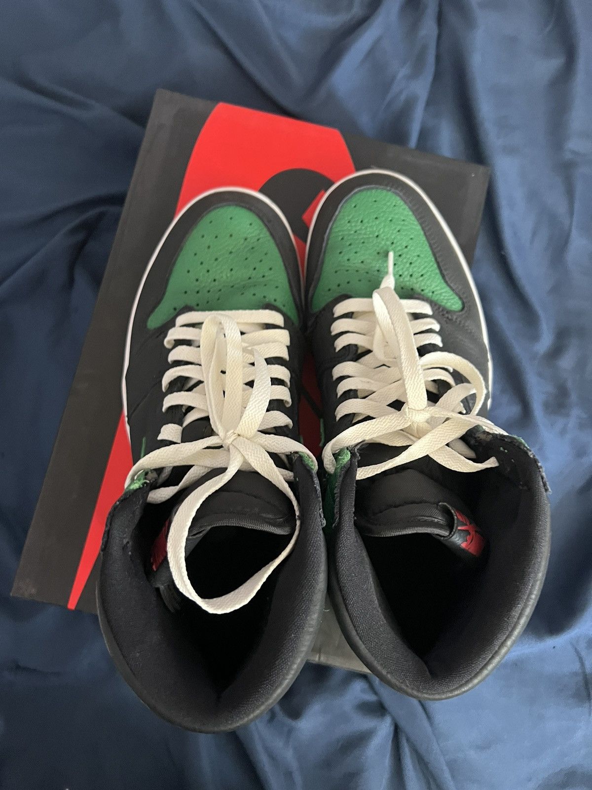 Jordan Brand Jordan 1 High OG “Pine Green” 2.0 Size US 11 / EU 44 - 4 Thumbnail