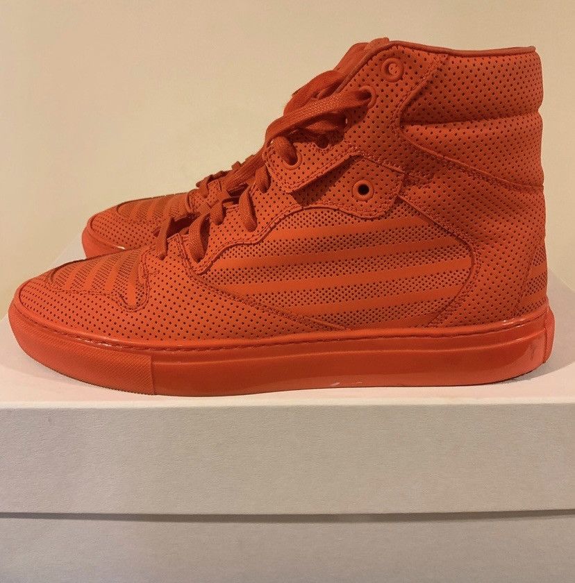 Balenciaga Balenciaga Red Perforated High Top Sneaker 2015 Size US 8 / EU 41 - 9 Thumbnail
