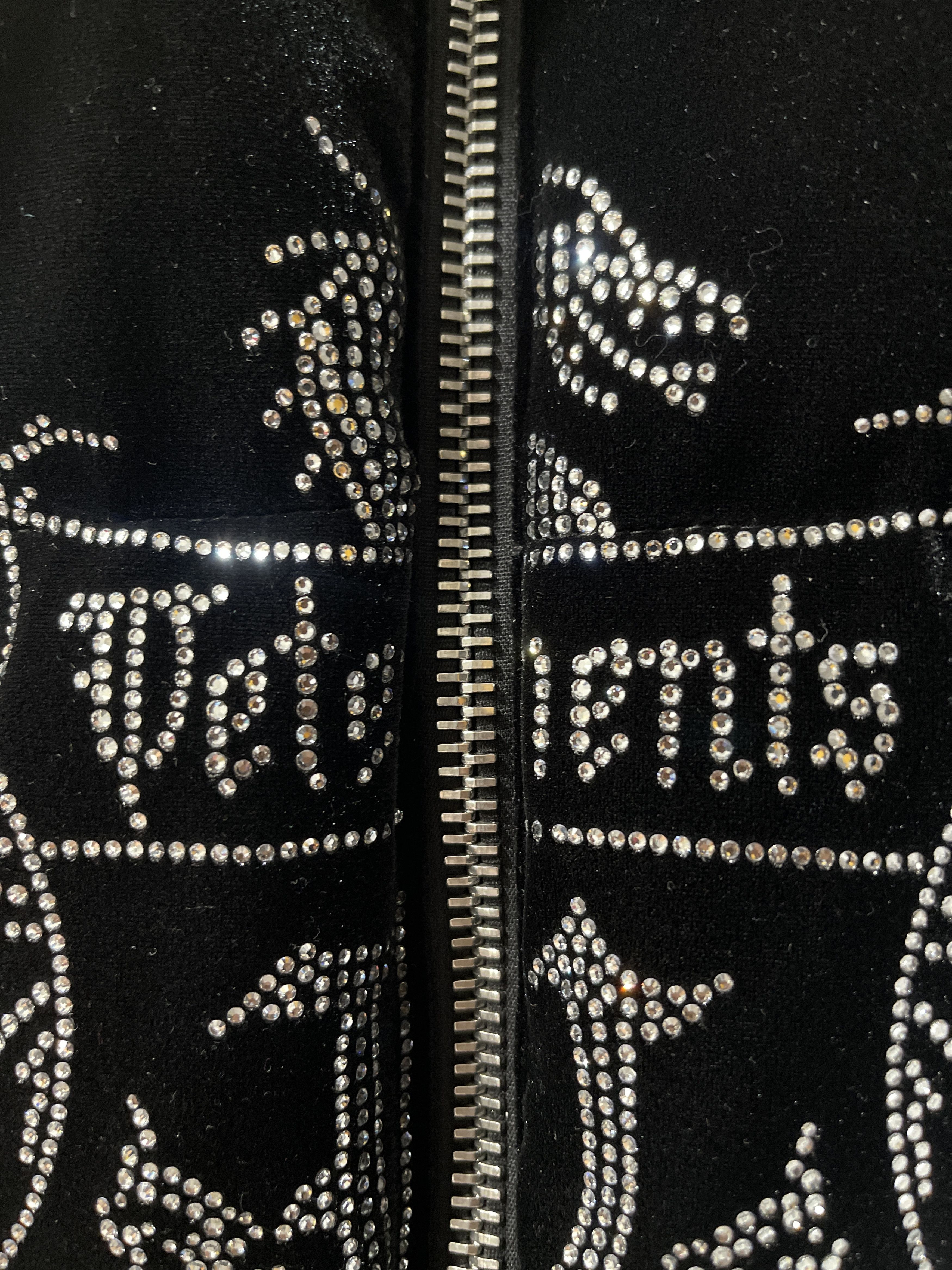 Vetements “RARE”, Oversized Down Velvet Crystal Logo Jacket Size US M / EU 48-50 / 2 - 21 Thumbnail