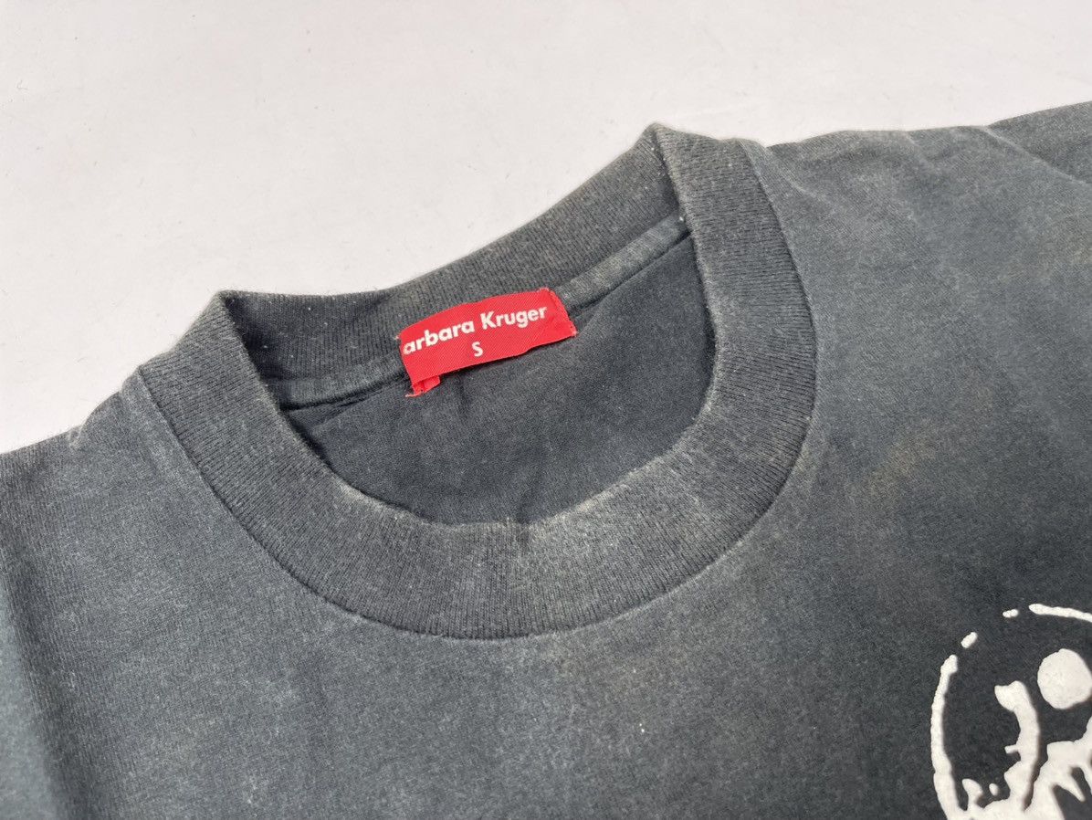 Barbara Kruger × Uniqlo uniqlo X barbara kruger who laugh last tee t shirt tc2 Size US S / EU 44-46 / 1 - 9 Thumbnail