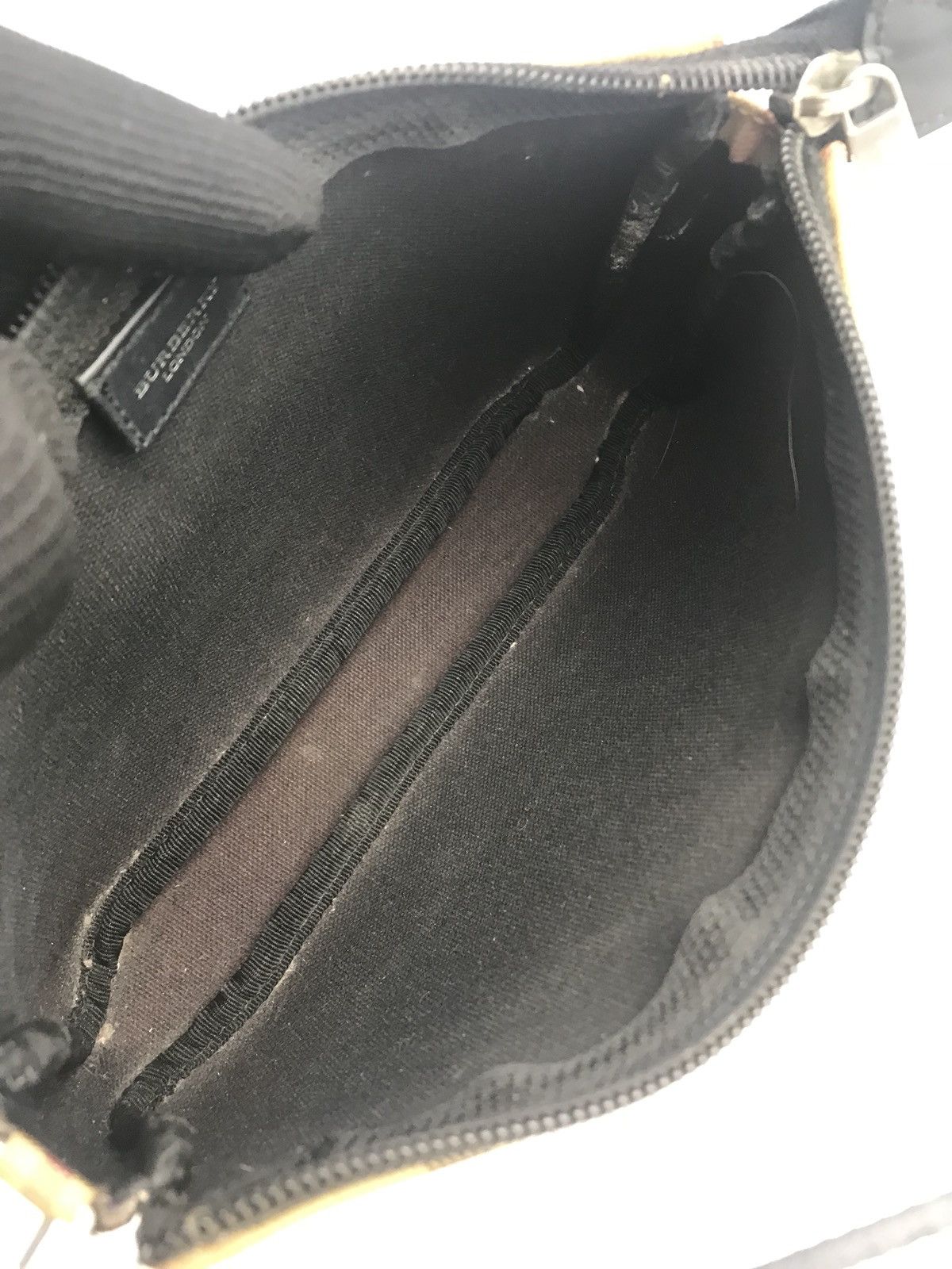 Burberry ❌Last Drop❌Authentic Burberry Nova Mini Pochette handcarry Size ONE SIZE - 15 Thumbnail