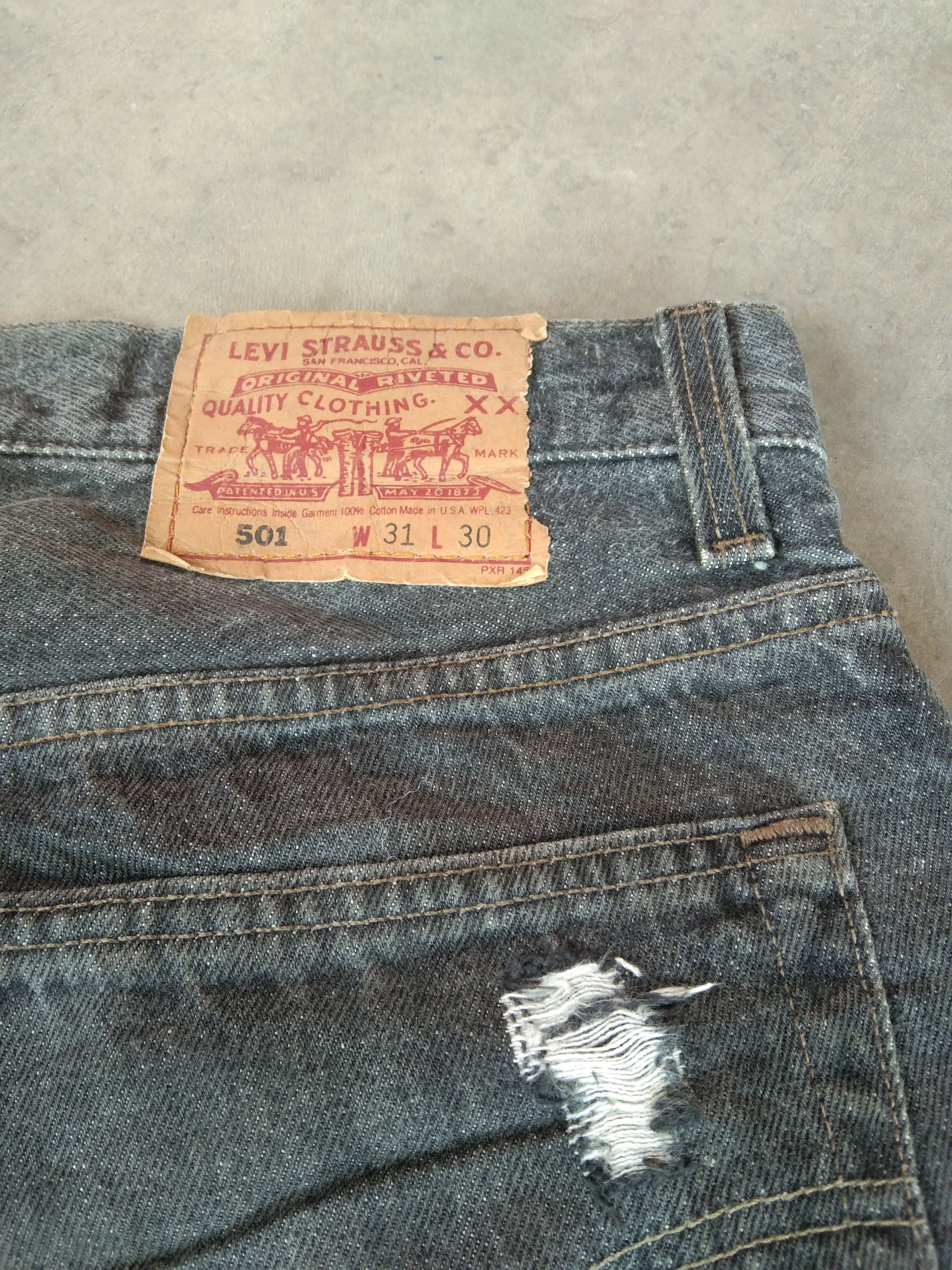 Levi's 90s Vintage Levi's 501 Made In USA Painter Distressed Jeans Size US 31 - 6 Thumbnail