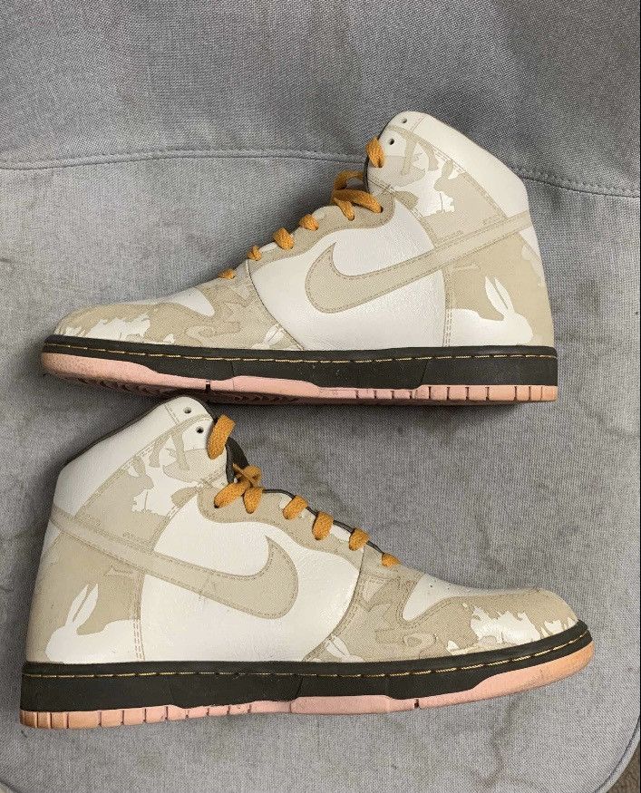 image of Nike Dunk Hi 1 Piece White/khaki-Pink Ice 2005 Shoes in White/Khaki/Pink Ice, Men's (Size 9)