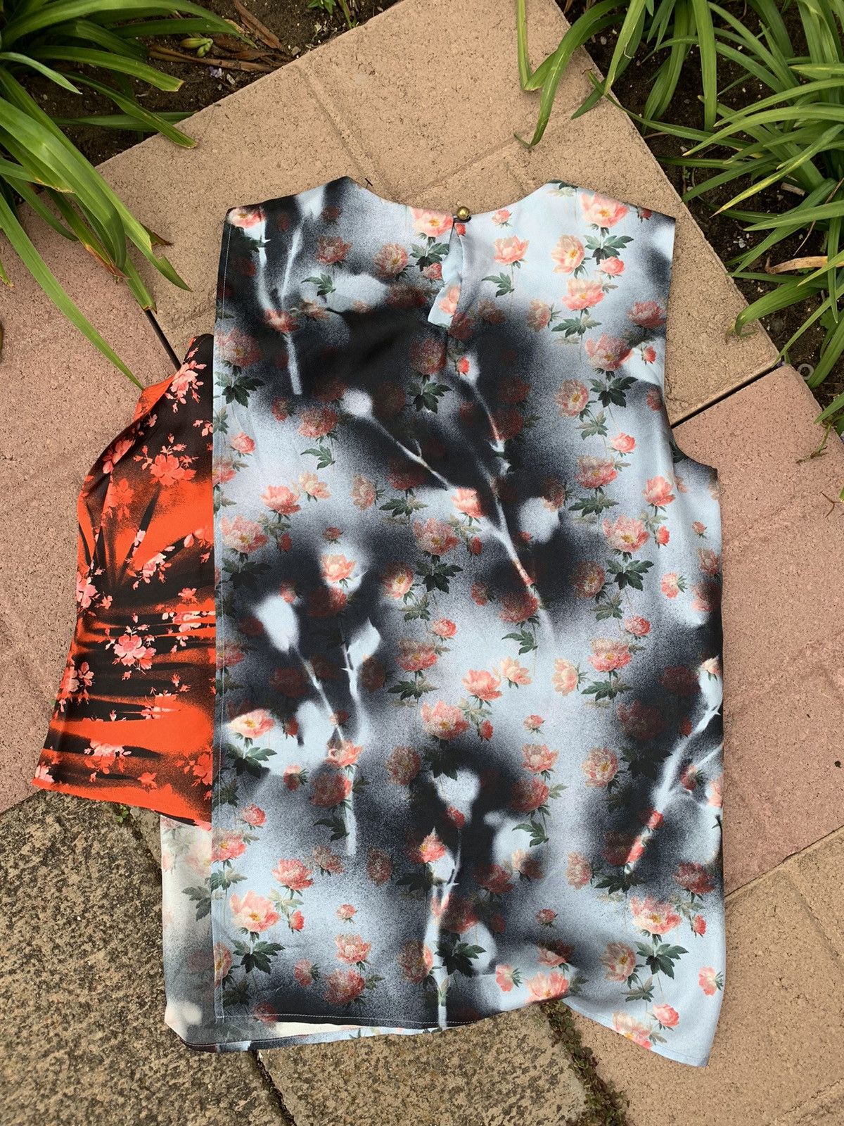 Acne Studios RARE GRAIL acne silk rose rainstorm tank top Size US S / EU 44-46 / 1 - 1 Thumbnail