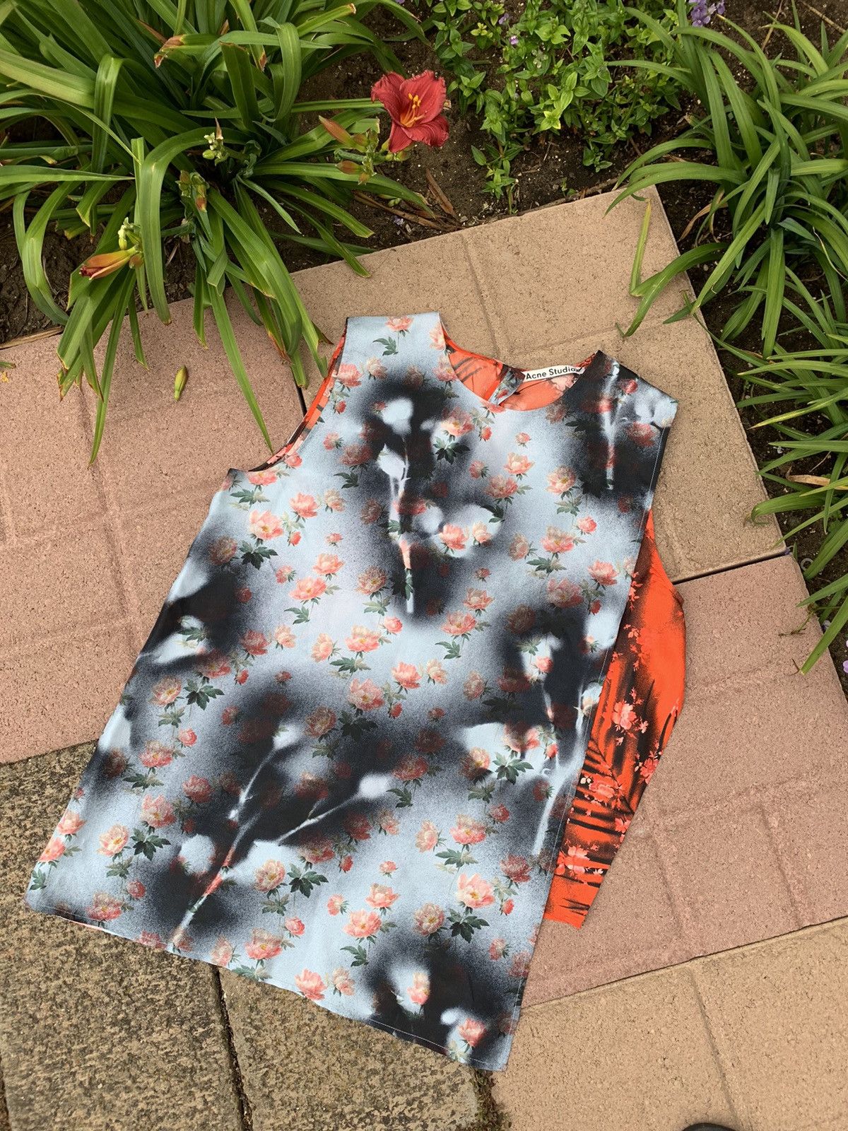 Acne Studios RARE GRAIL acne silk rose rainstorm tank top Size US S / EU 44-46 / 1 - 4 Thumbnail