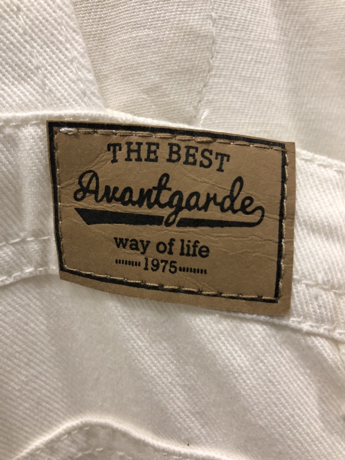 Japanese Brand Vintage-Style White Distressed Denim Overalls – Avantgarde Size US 31 - 6 Thumbnail