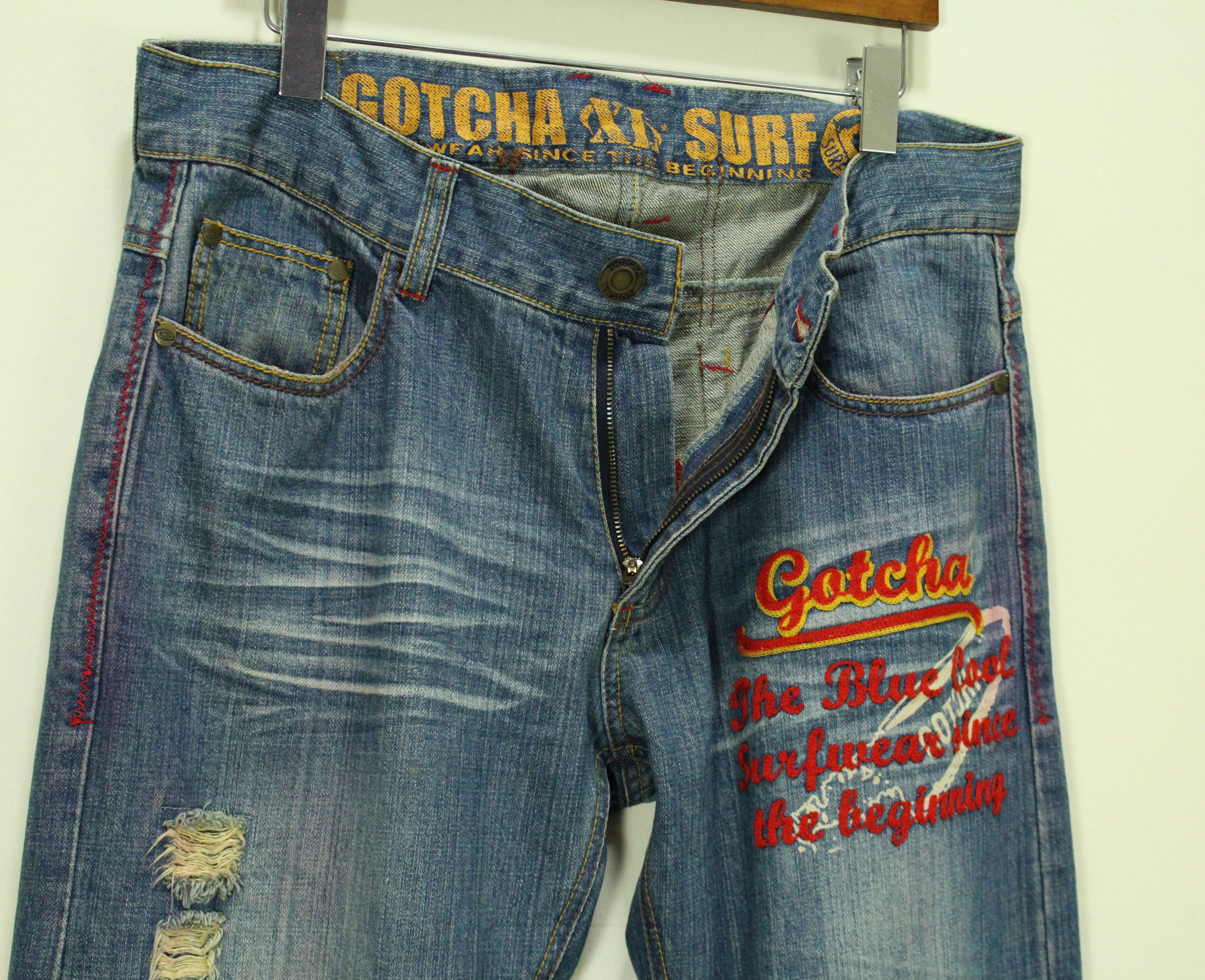Ed Hardy × Gotcha × JNCO GOTCHA Pants Denim Embroidered Big Logo Surf Style Size US 35 - 13 Thumbnail