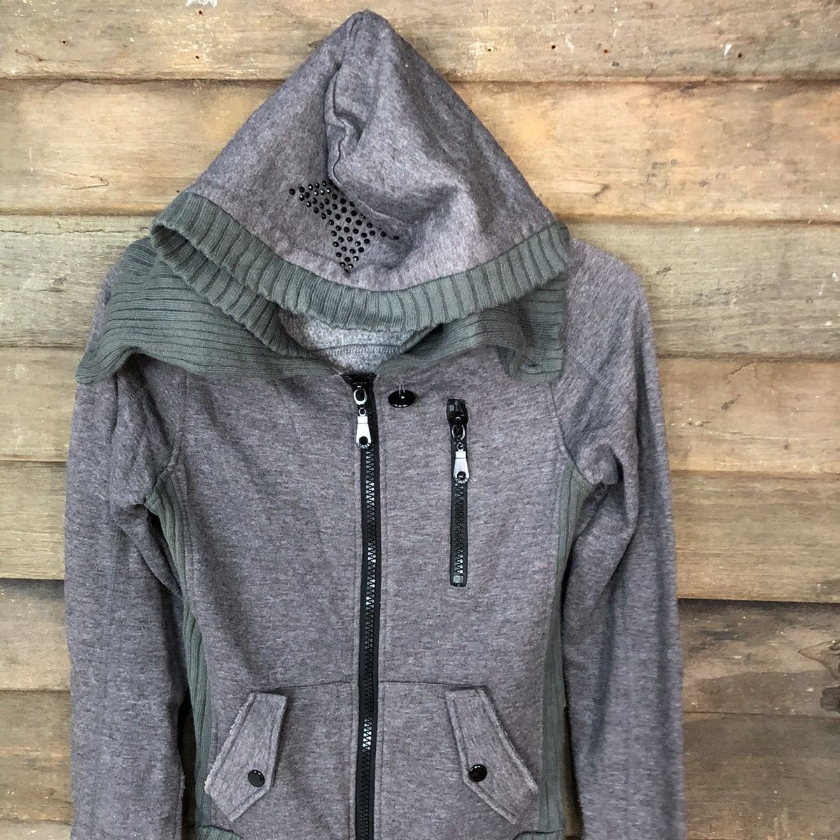 Japanese Brand Chuxx Grey multi pocket punk Hoodie like if6was9#3157 Size S / US 4 / IT 40 - 2 Thumbnail