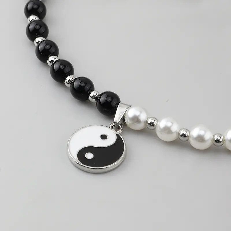 Jewelry Yin Yang Pendant Bead Necklace Lucky Asian Peace Love Chain Size ONE SIZE - 2 Thumbnail