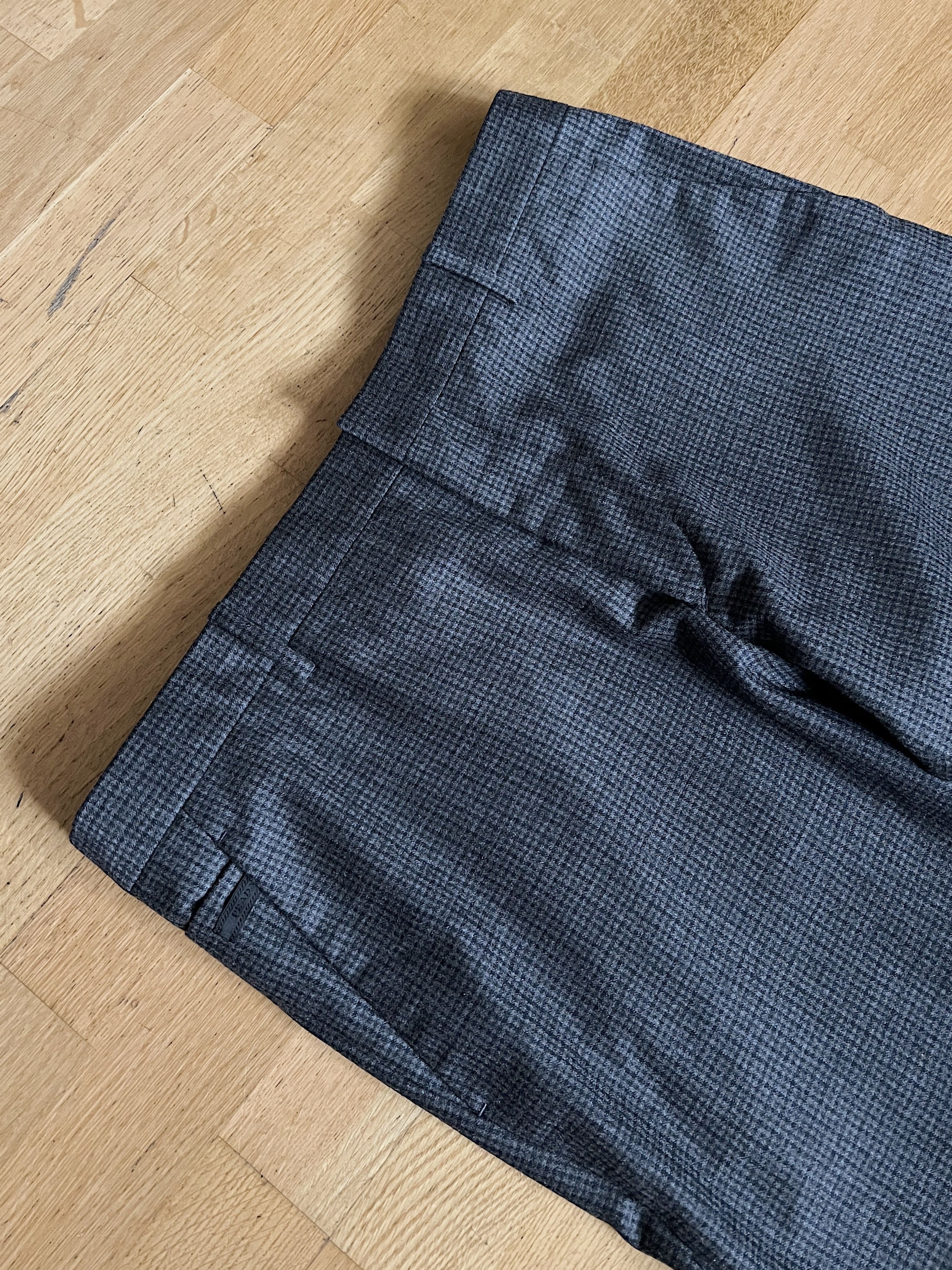 Prada Prada Checkered Cuffs Wool Trousers Size US 34 / EU 50 - 6 Thumbnail