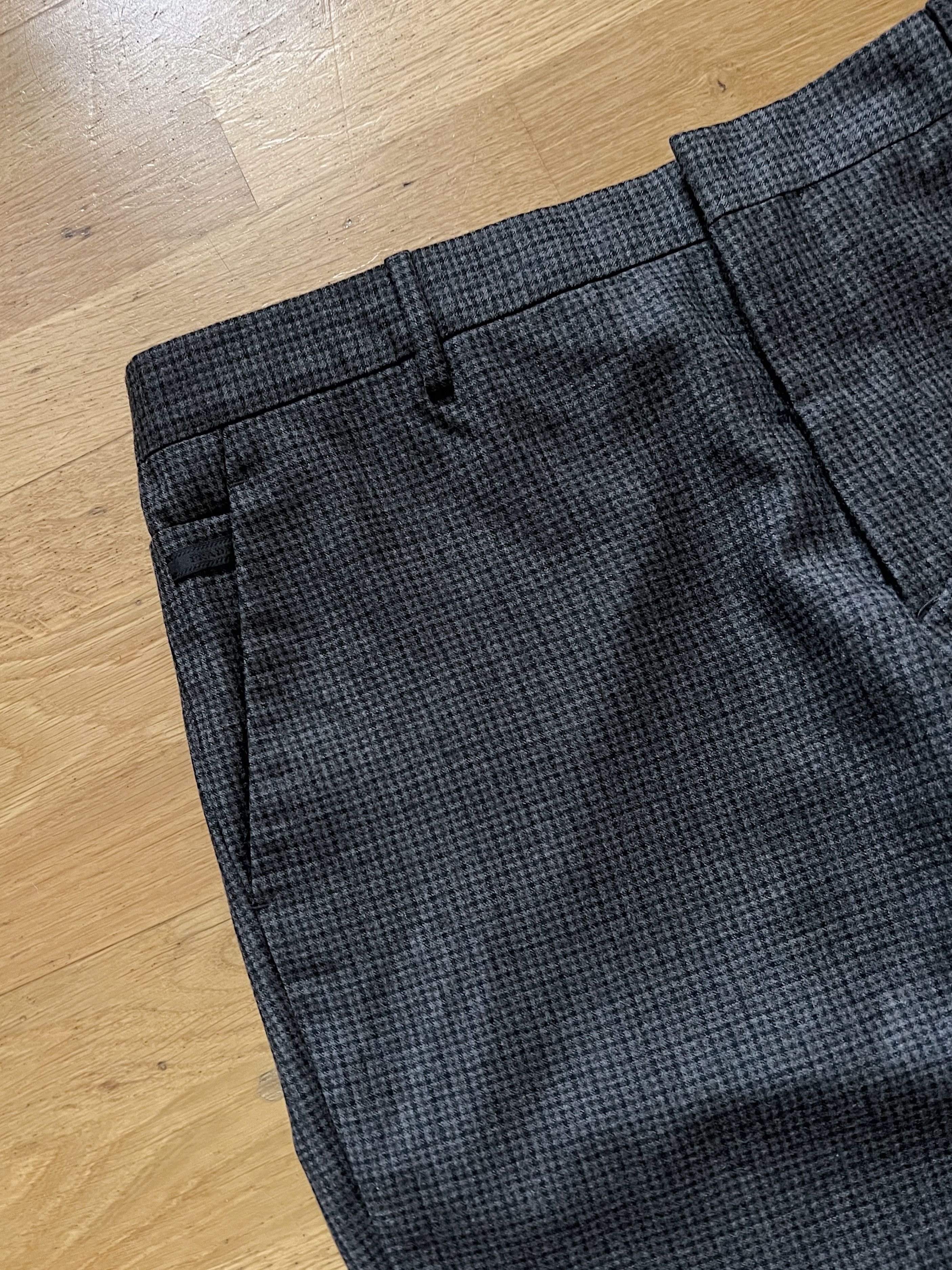 Prada Prada Checkered Cuffs Wool Trousers Size US 34 / EU 50 - 10 Thumbnail