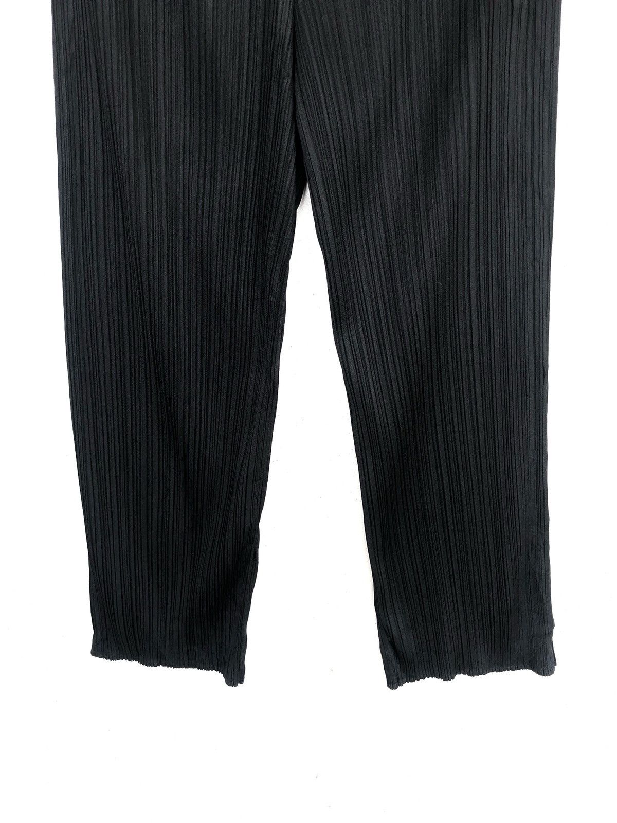 Issey Miyake Pleats Please Miyake Stretch Black Minimal Pants Size US 30 / EU 46 - 4 Thumbnail